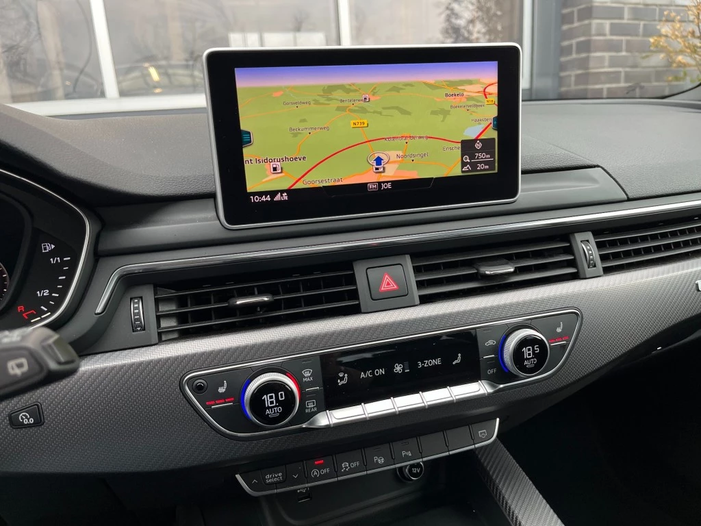 Hoofdafbeelding Audi RS4