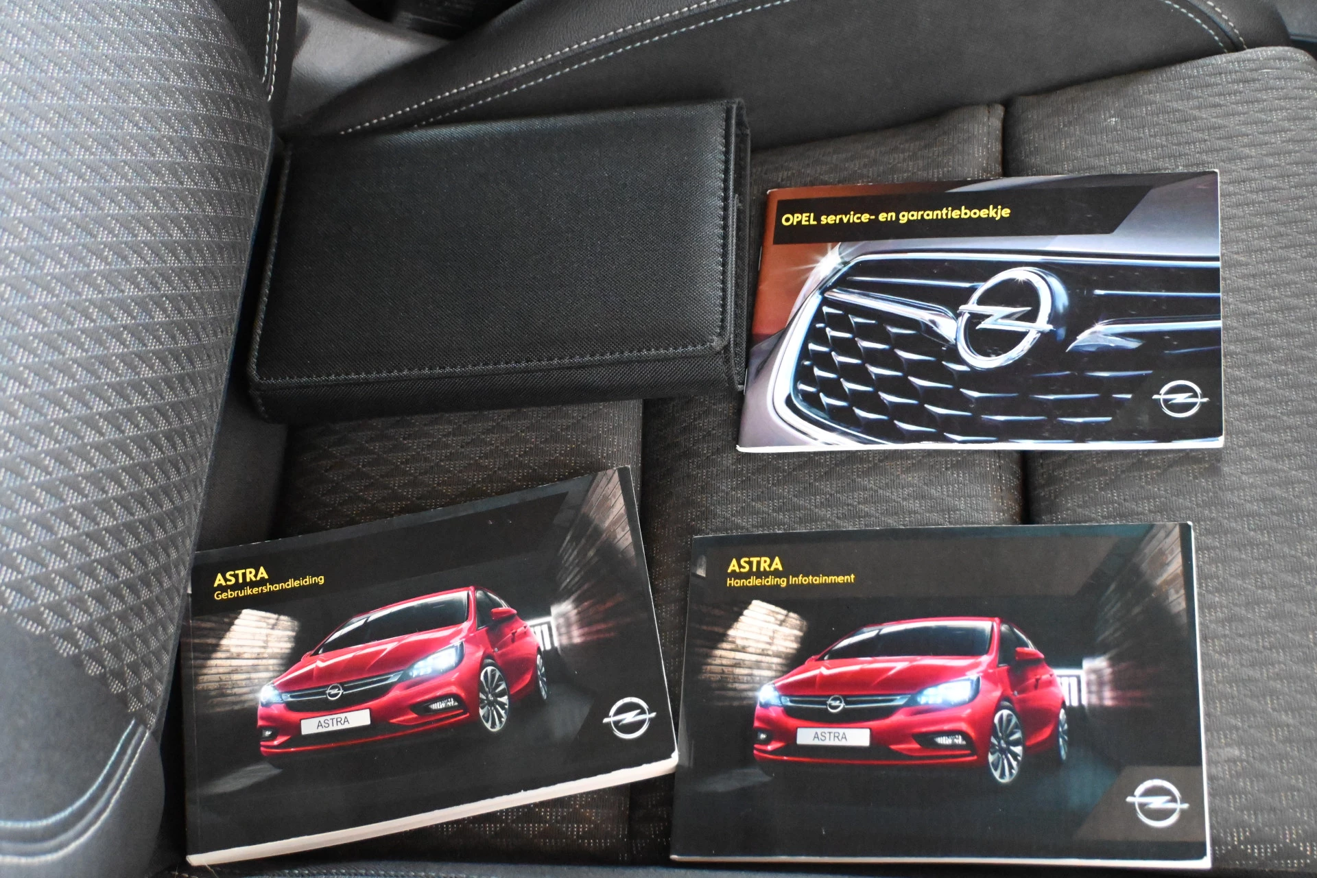 Hoofdafbeelding Opel Astra