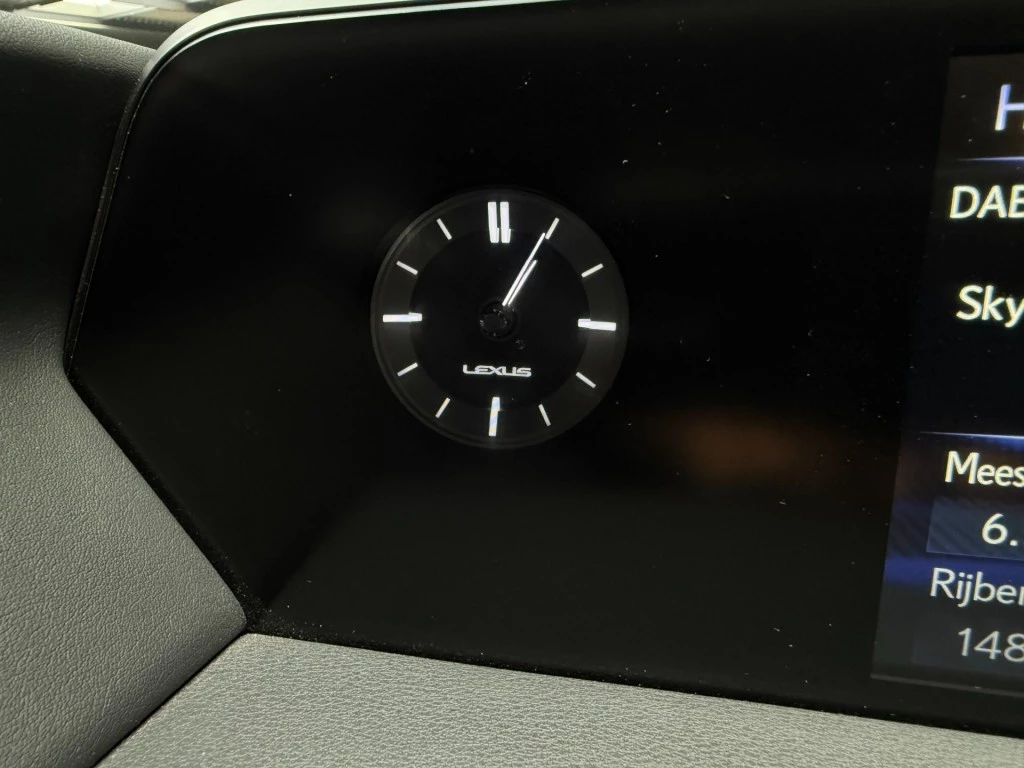 Hoofdafbeelding Lexus UX