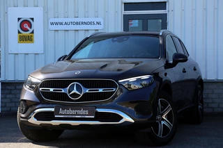 Mercedes-Benz GLC 300e Plug in hybride 4MATIC*Perfect Onderh.*Airmatic luchtvering/Elek. Trekhaak/ACC+stuurass./Leder/Stoelverw./Sfeer/Digital Light/Memorie/Elek. Klep/Dodehoek/Rijstrook/Camera/Apple Carplay-Android/Parkeersens.V+A/18 inch LM*