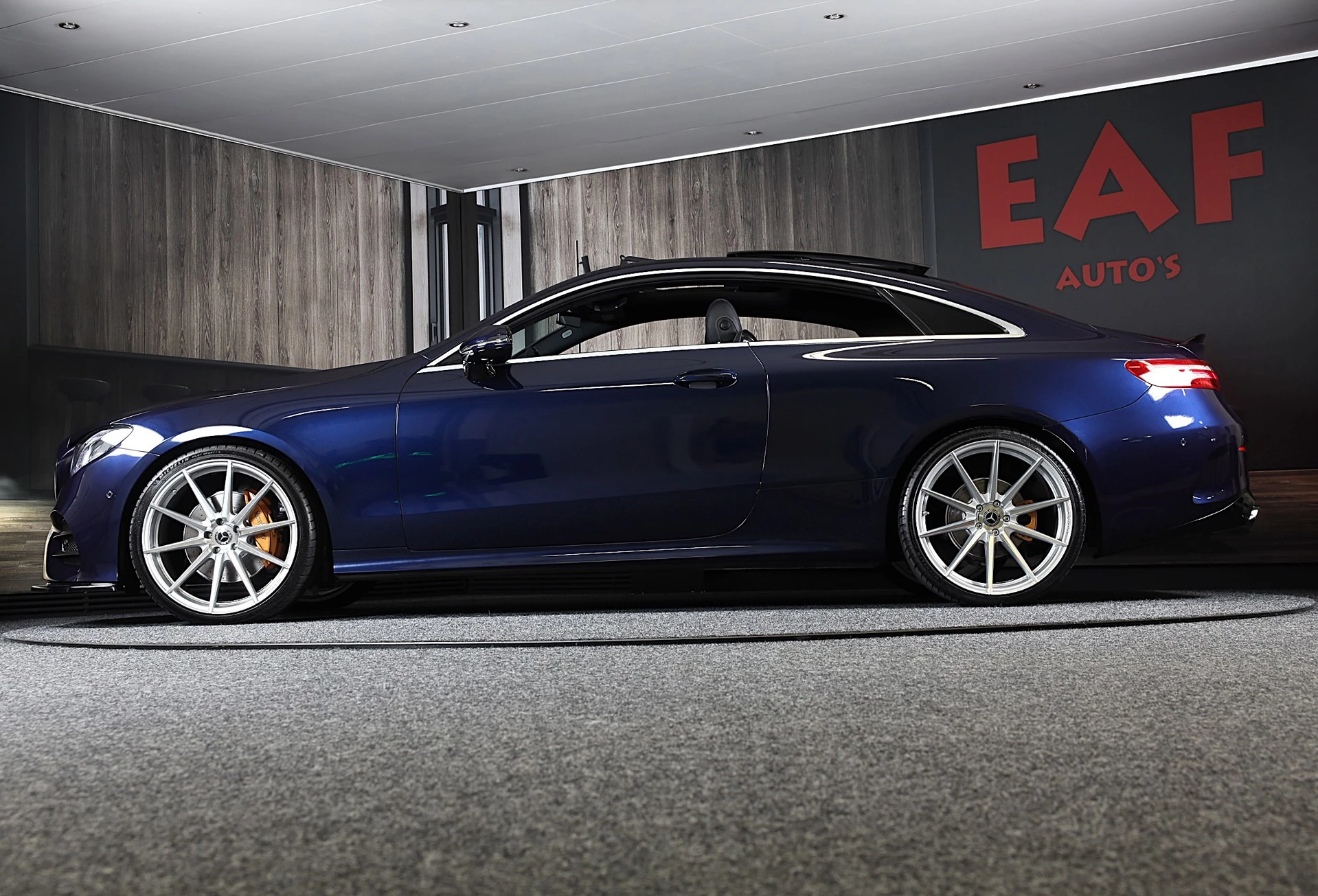 Hoofdafbeelding Mercedes-Benz E-Klasse