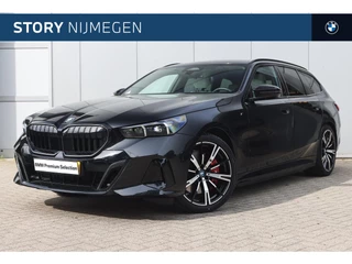 BMW i5 eDrive40 M Sport / Trekhaak / Bowers & Wilkins / Adaptieve LED / Stoelventilatie / Parking Assistant Plus / Stuurverwarming / M Sportonderstel