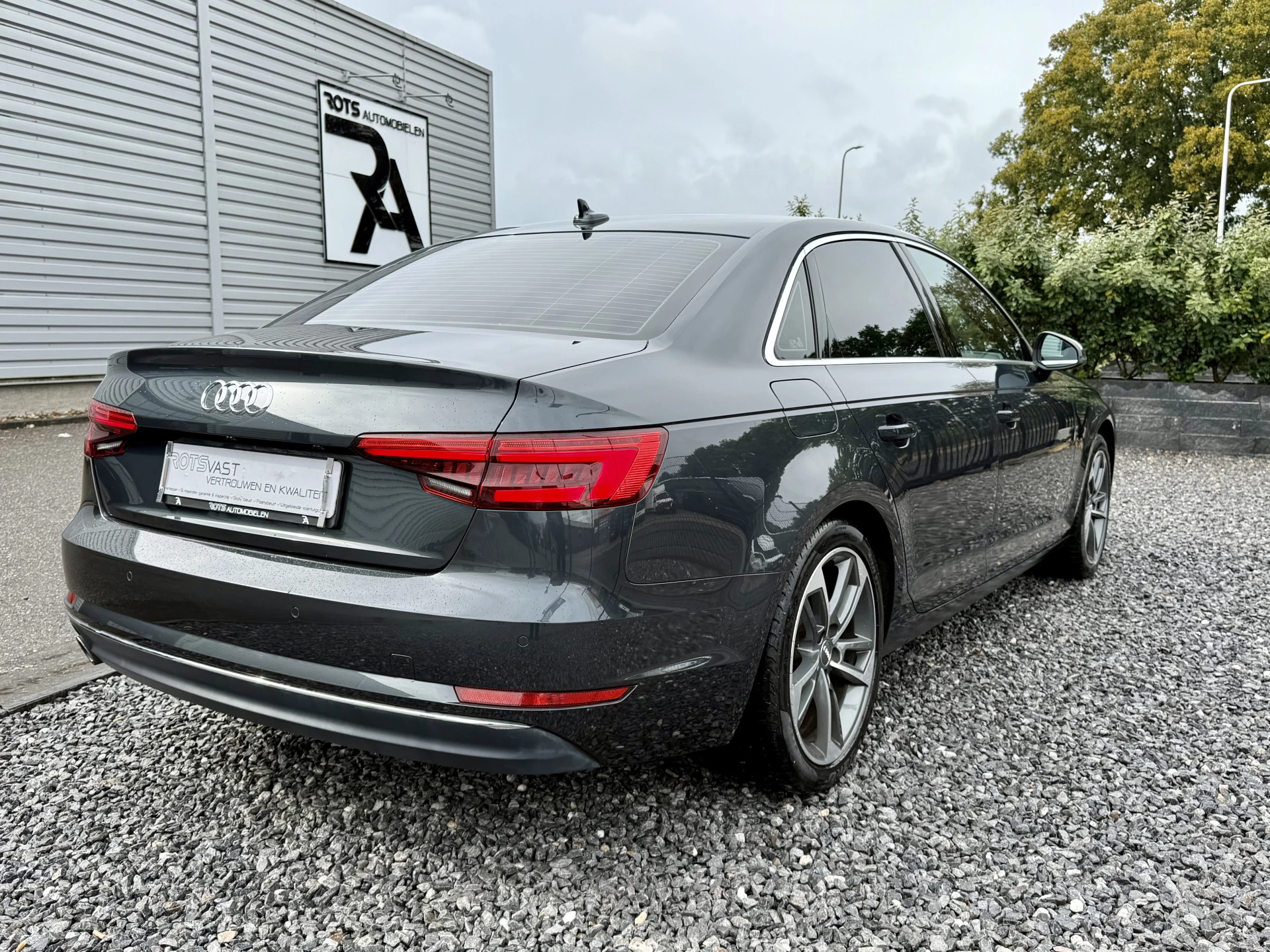 Hoofdafbeelding Audi A4