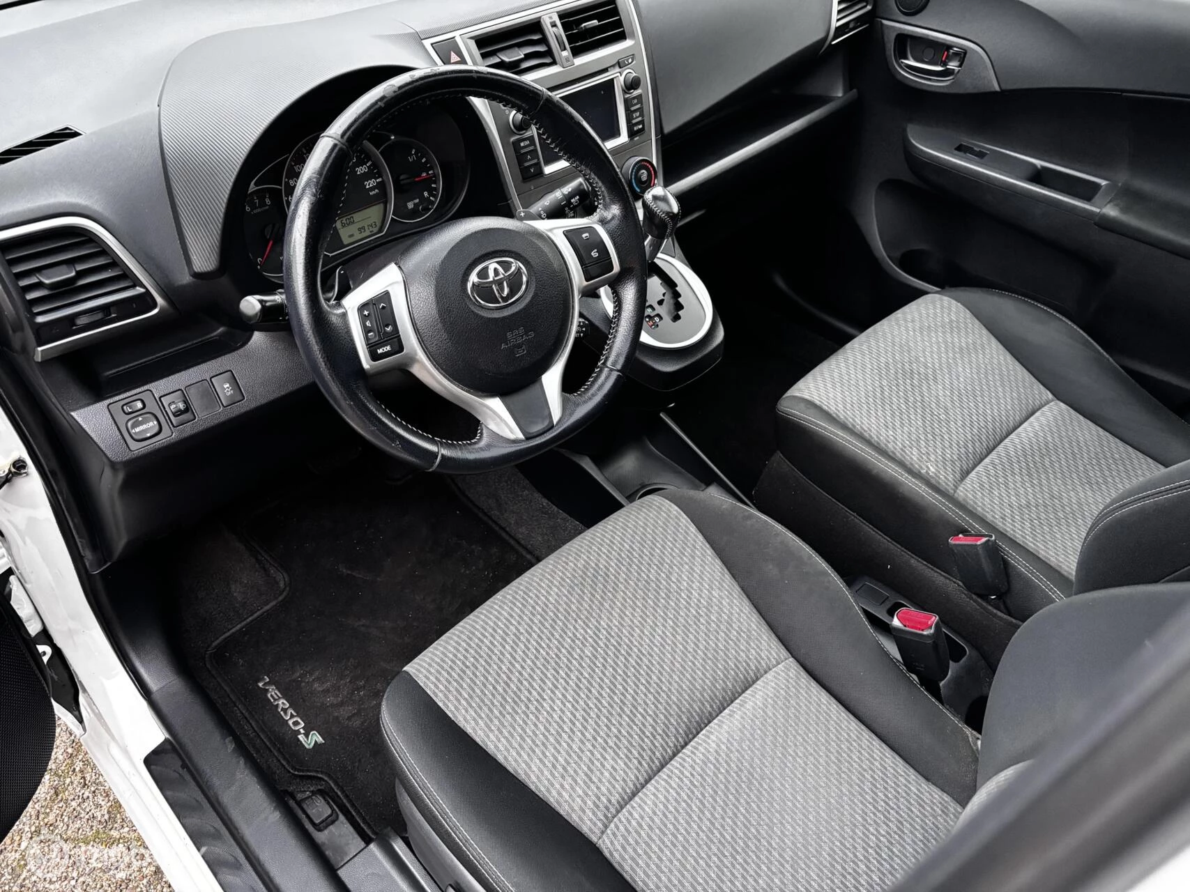 Hoofdafbeelding Toyota Verso-S