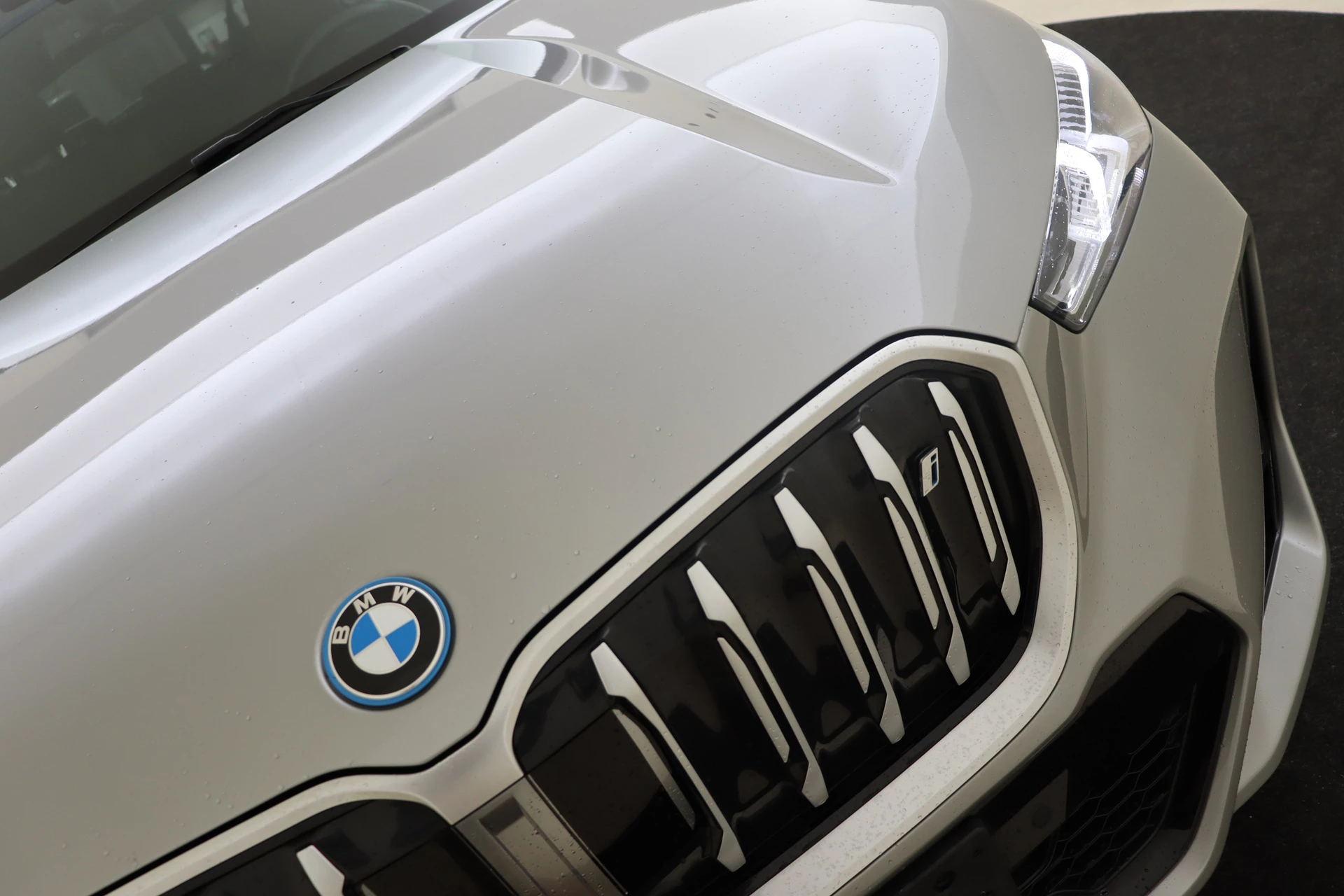 Hoofdafbeelding BMW iX1