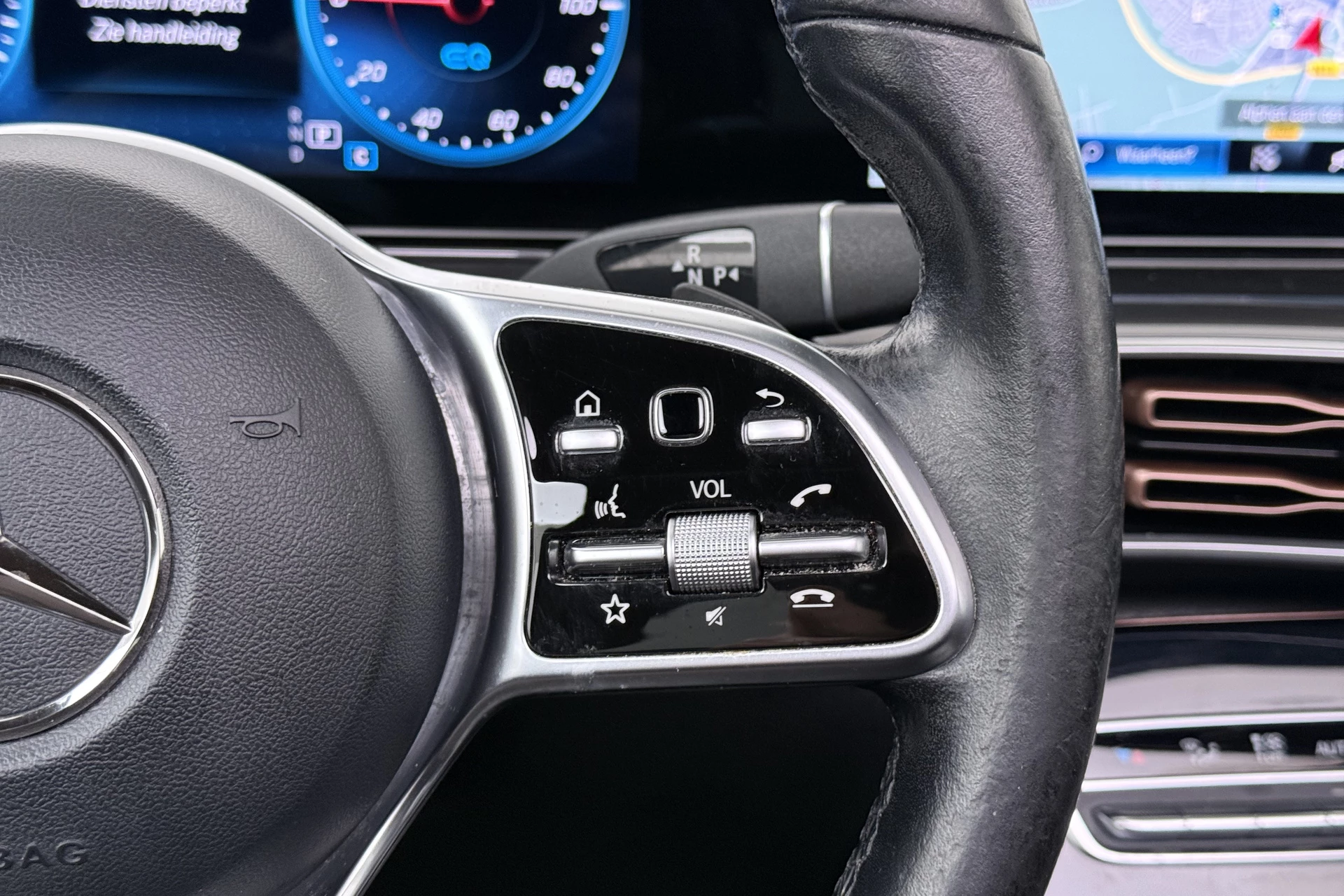 Hoofdafbeelding Mercedes-Benz EQC