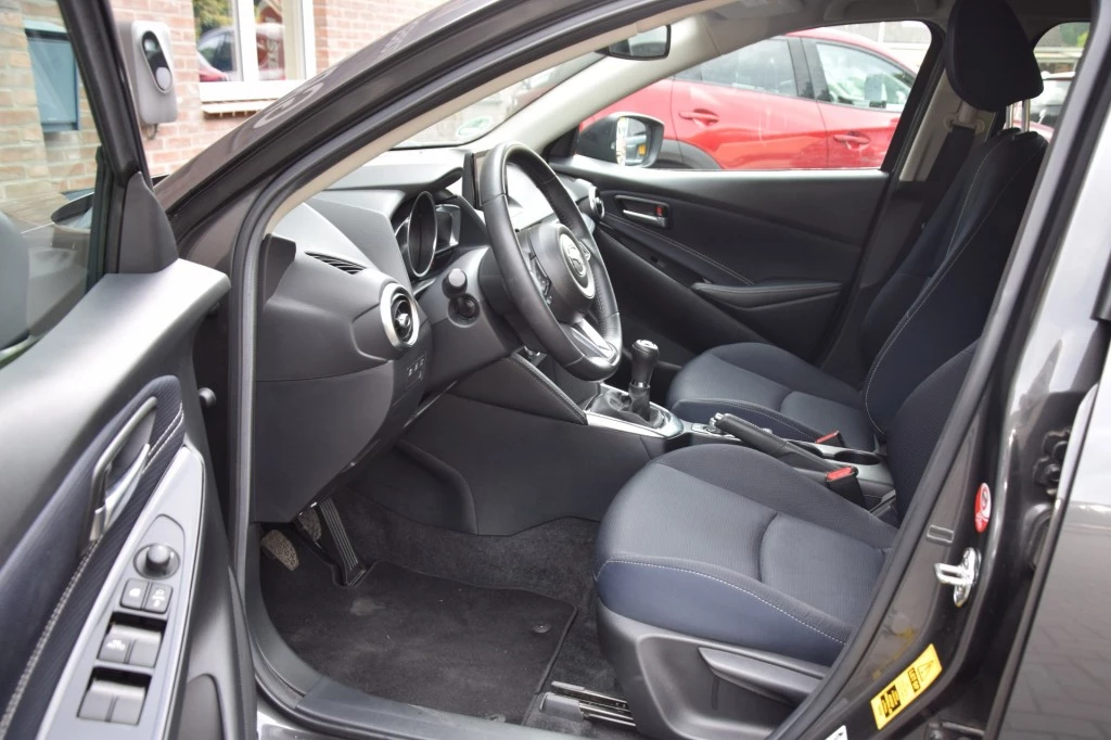 Hoofdafbeelding Mazda 2