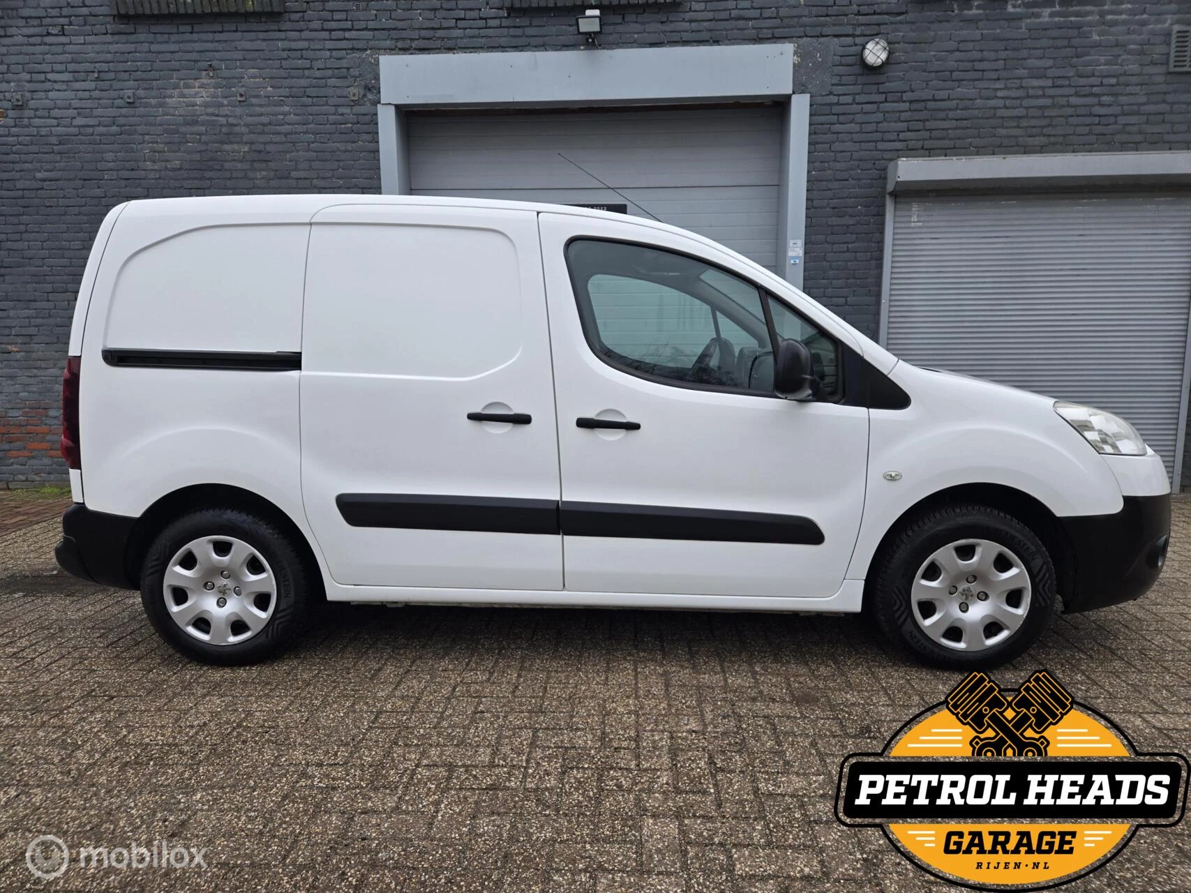 Hoofdafbeelding Peugeot Partner