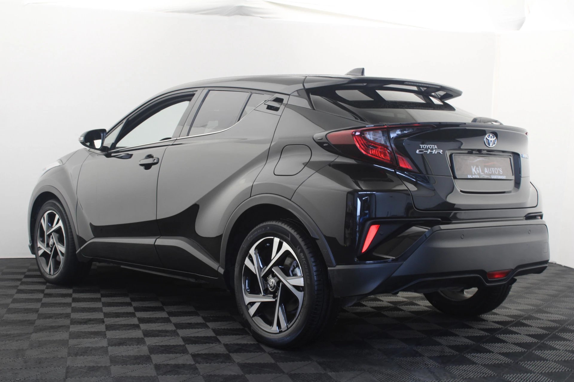 Hoofdafbeelding Toyota C-HR