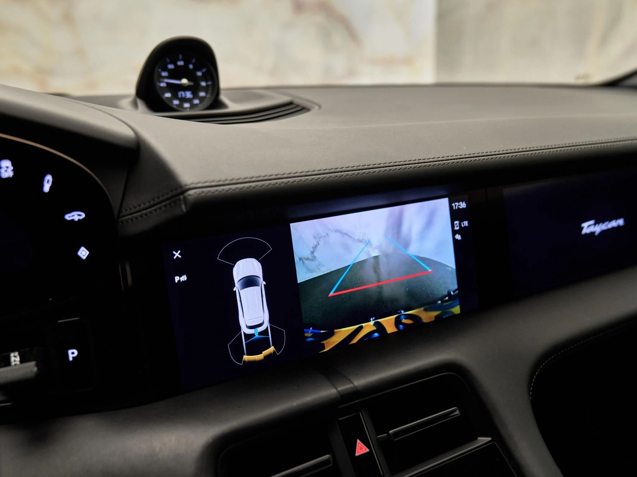 Hoofdafbeelding Porsche Taycan