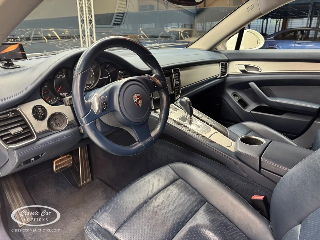 Hoofdafbeelding Porsche Panamera