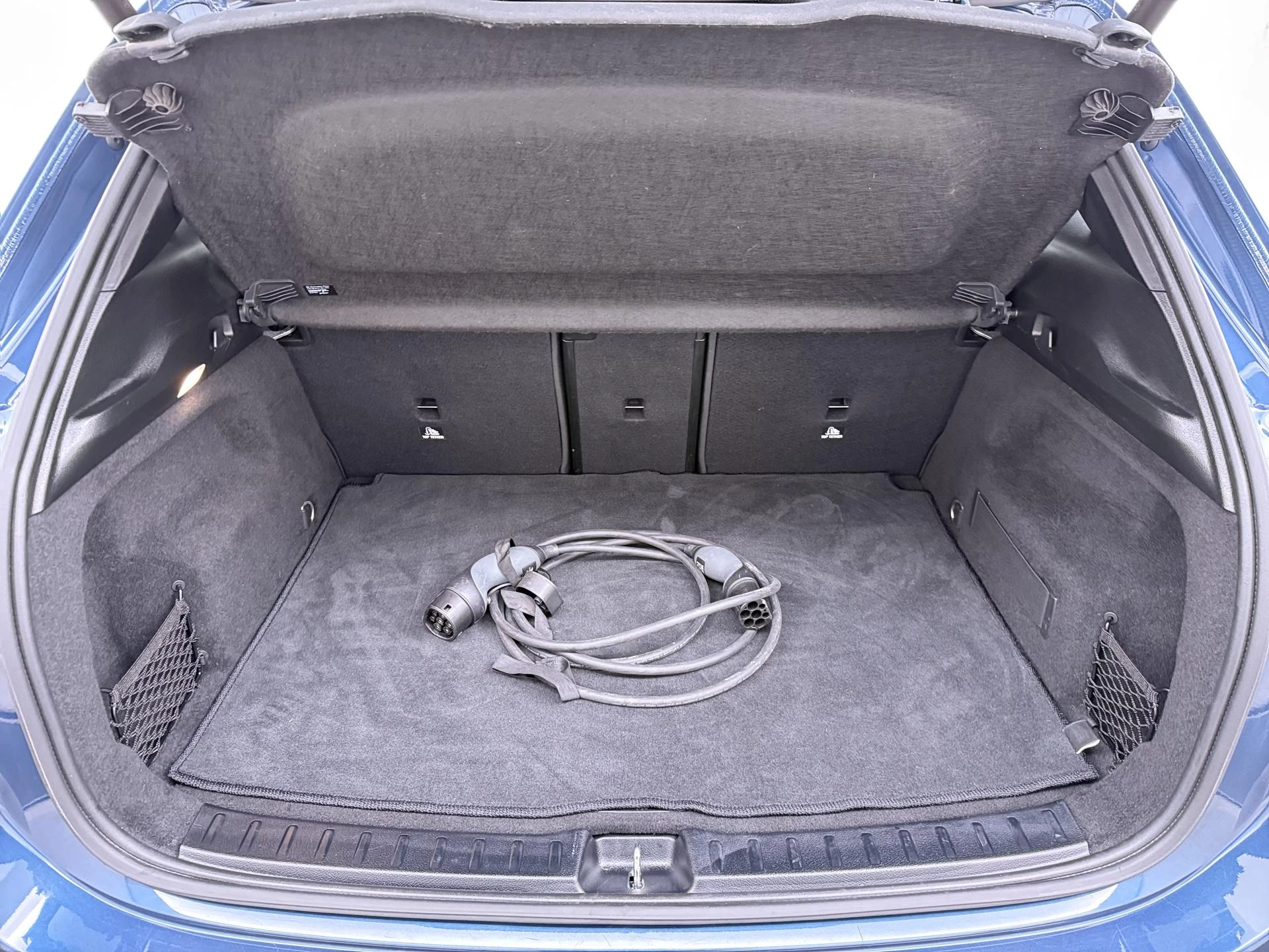 Hoofdafbeelding Mercedes-Benz EQA