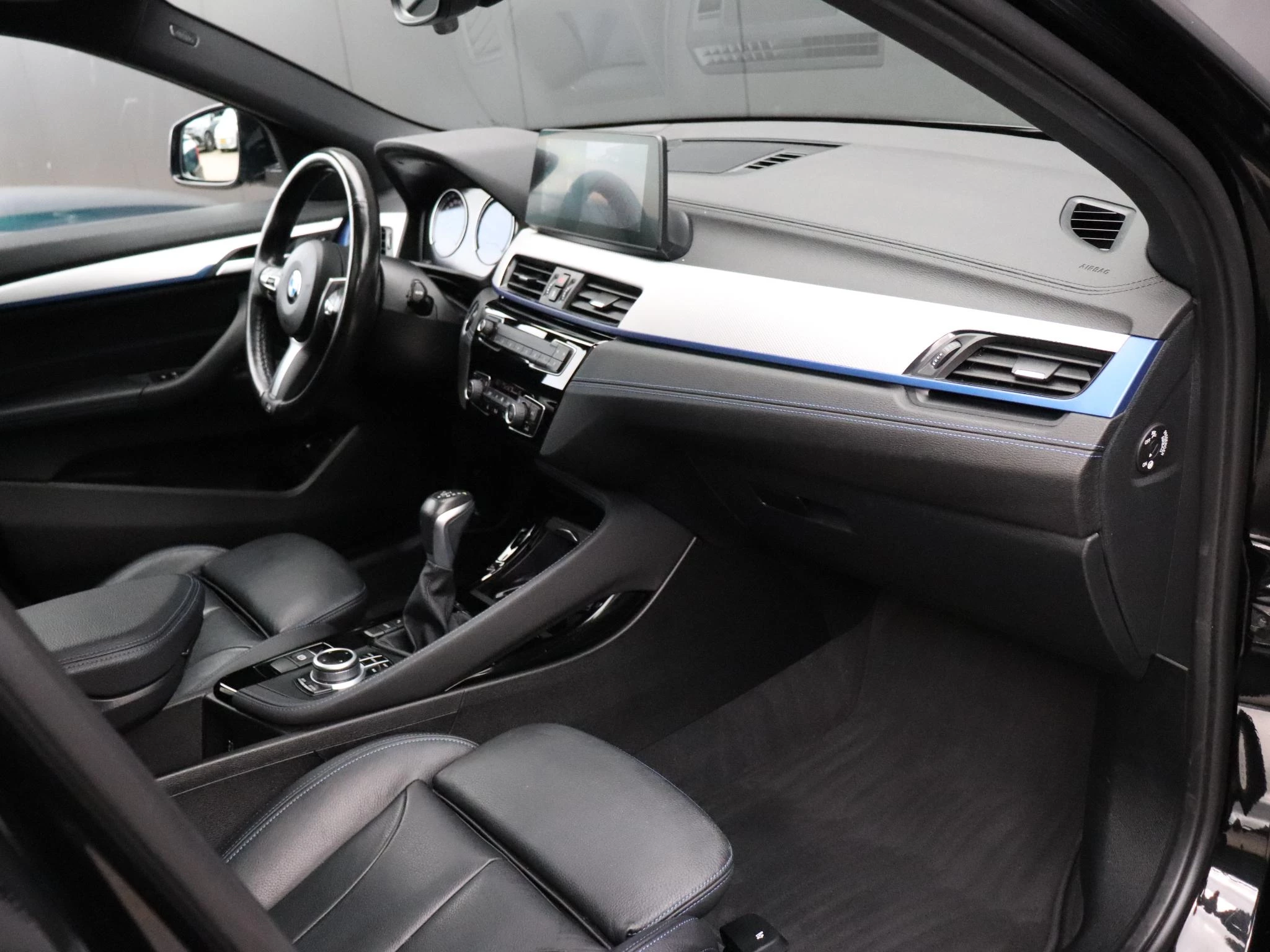 Hoofdafbeelding BMW X2