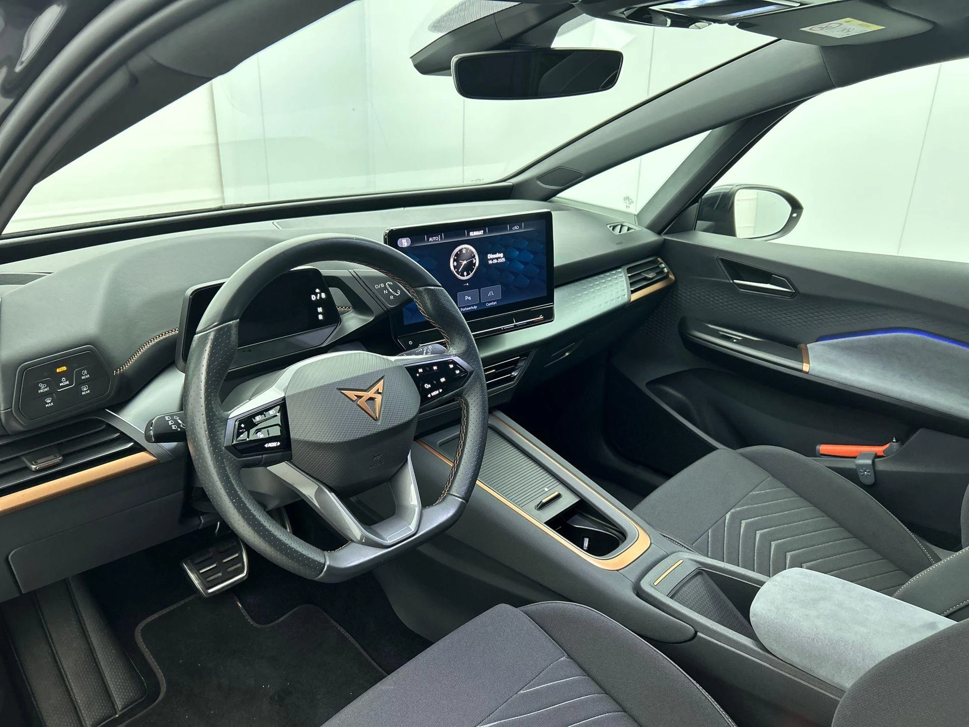 Hoofdafbeelding CUPRA Born