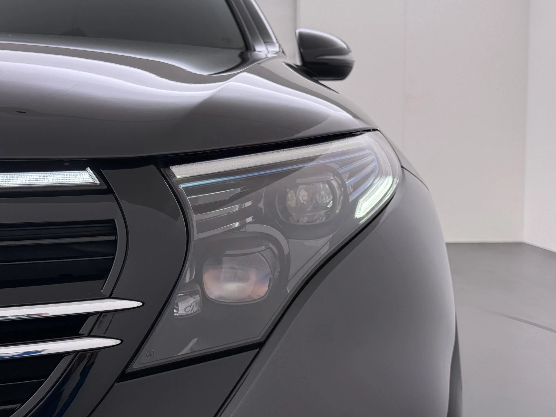 Hoofdafbeelding Mercedes-Benz EQC