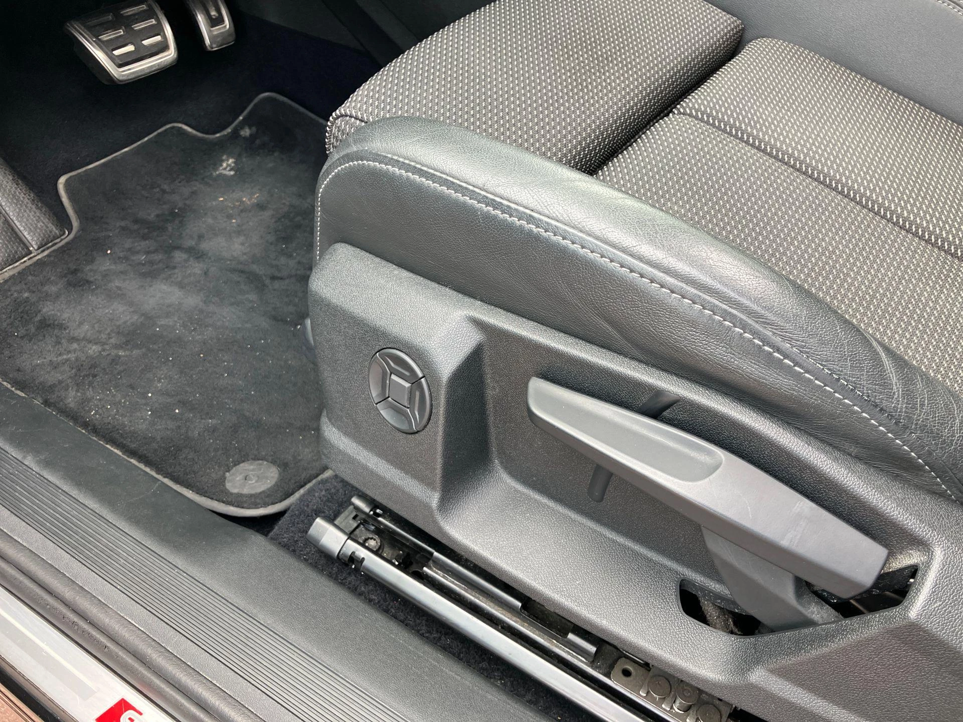 Hoofdafbeelding Audi Q4 Sportback e-tron