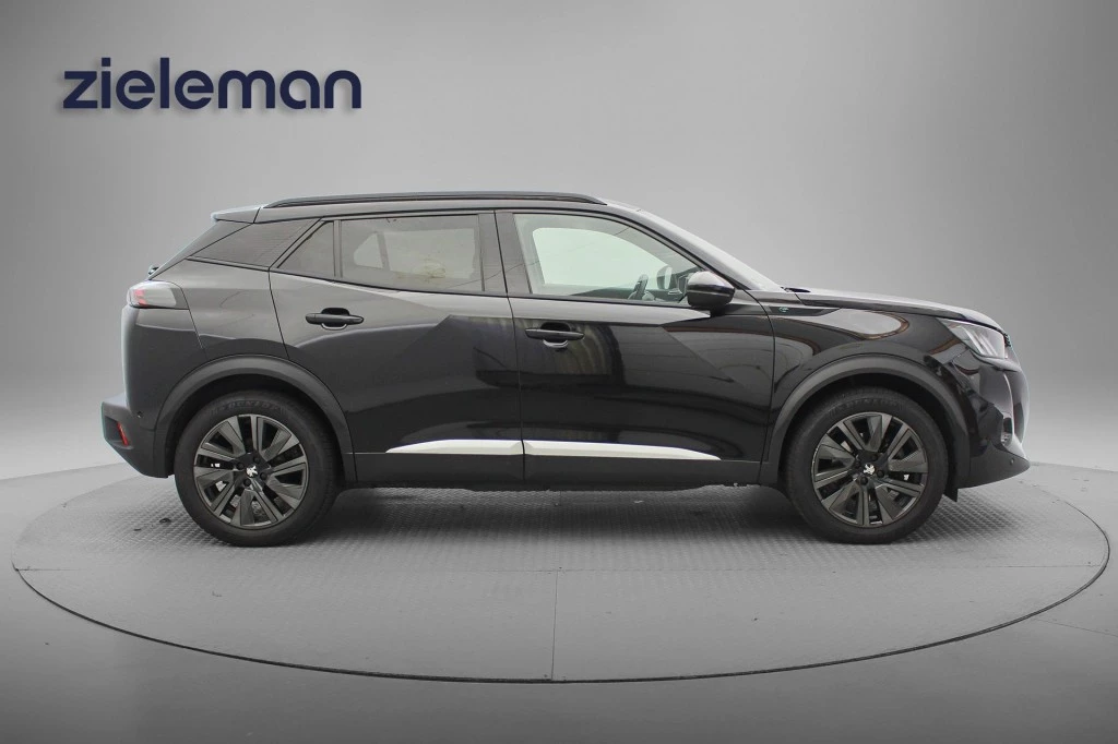 Hoofdafbeelding Peugeot e-2008