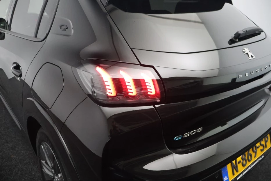 Hoofdafbeelding Peugeot e-208