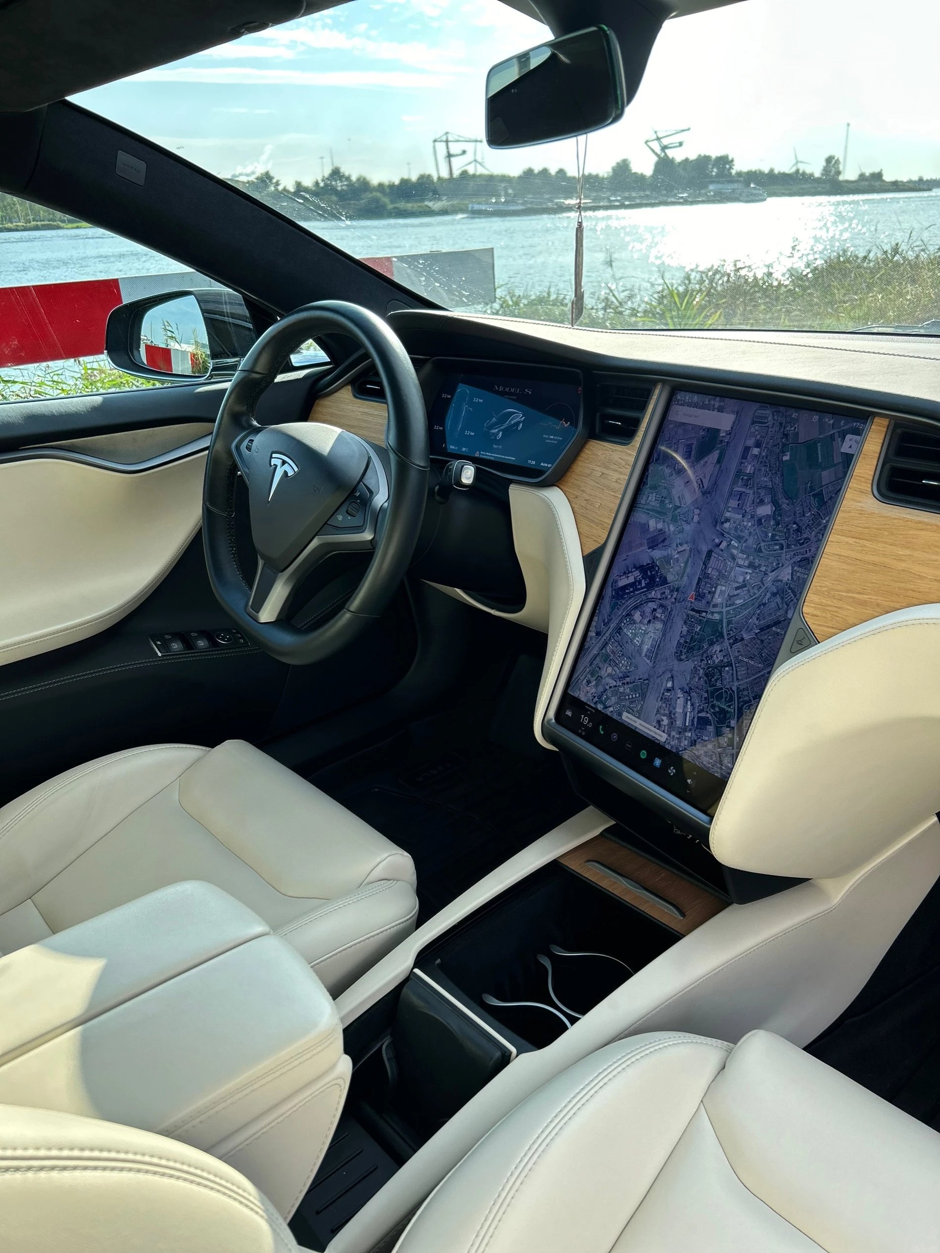 Hoofdafbeelding Tesla Model S