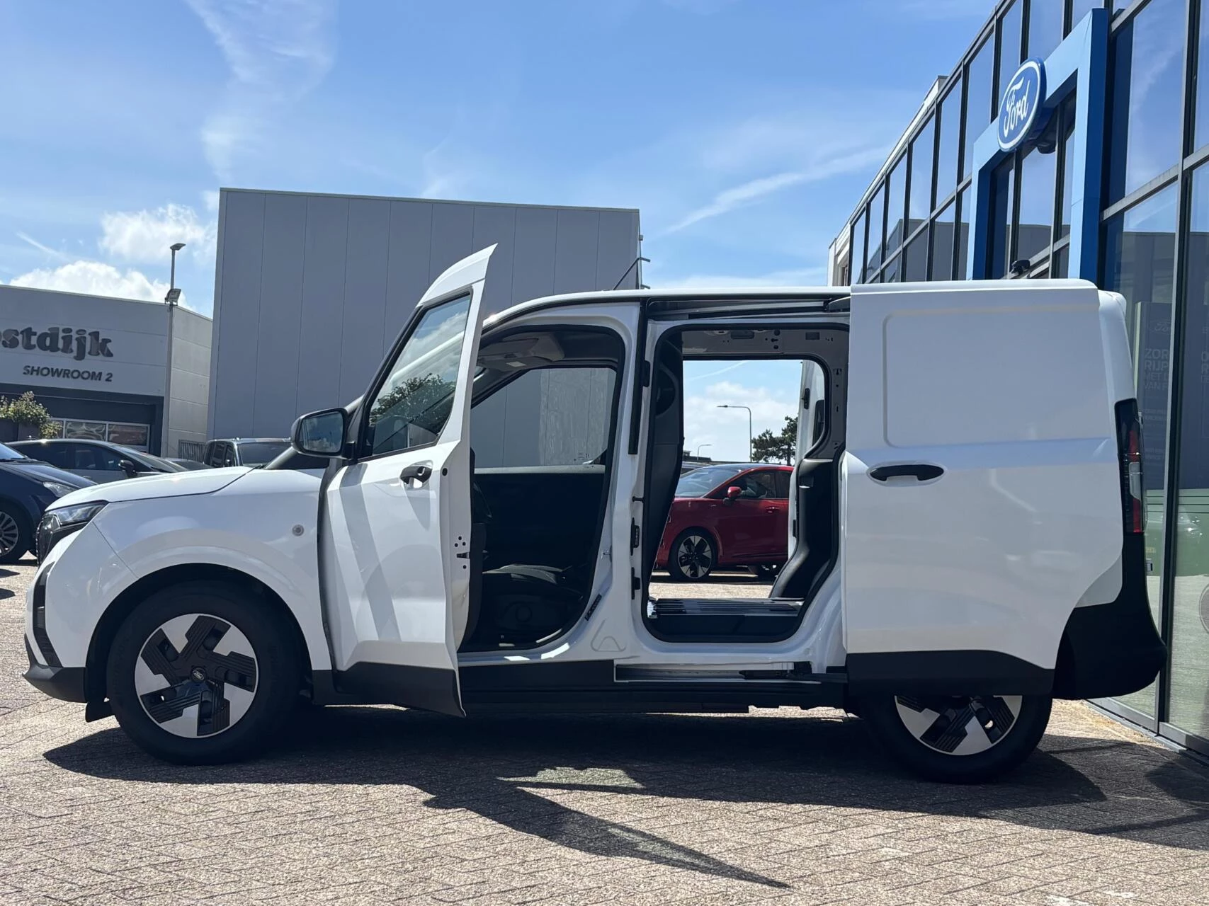 Hoofdafbeelding Ford E-Transit Courier