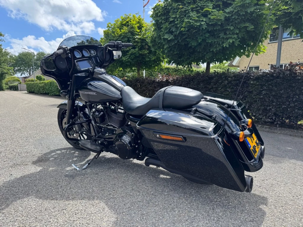 Hoofdafbeelding Harley-Davidson Street Glide