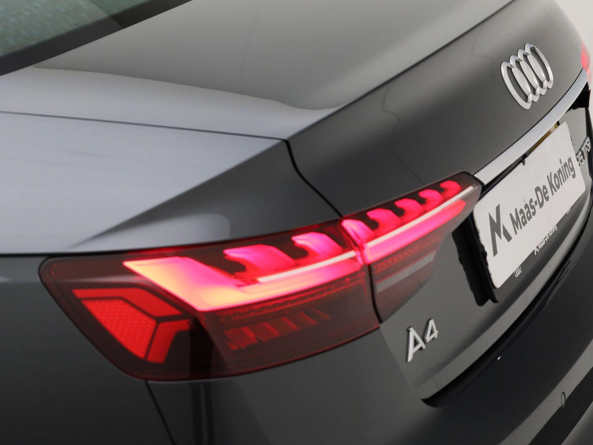 Hoofdafbeelding Audi A4