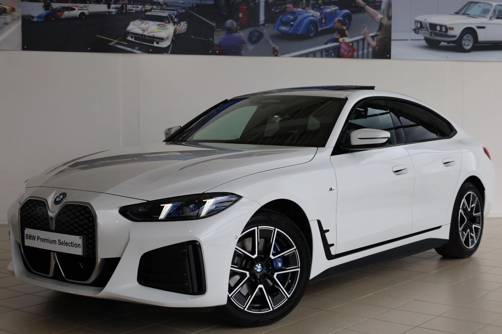 Hoofdafbeelding BMW i4