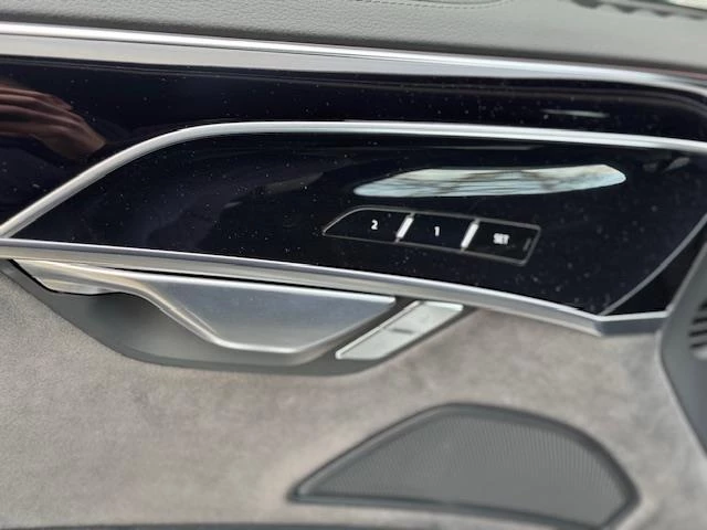 Hoofdafbeelding Audi A8