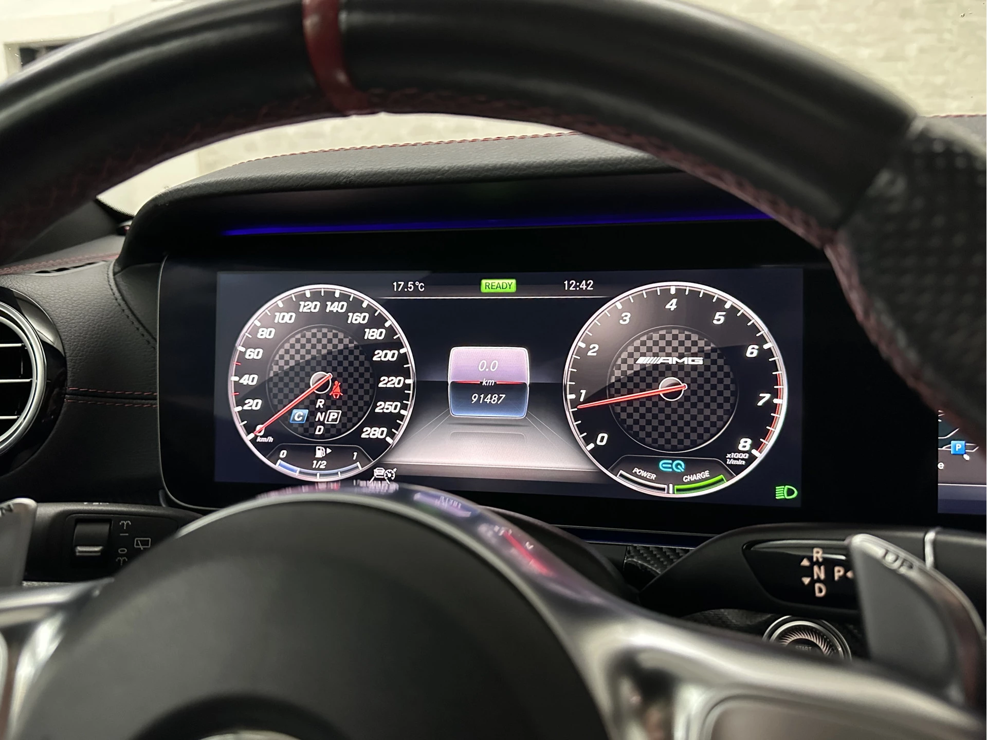 Hoofdafbeelding Mercedes-Benz E-Klasse