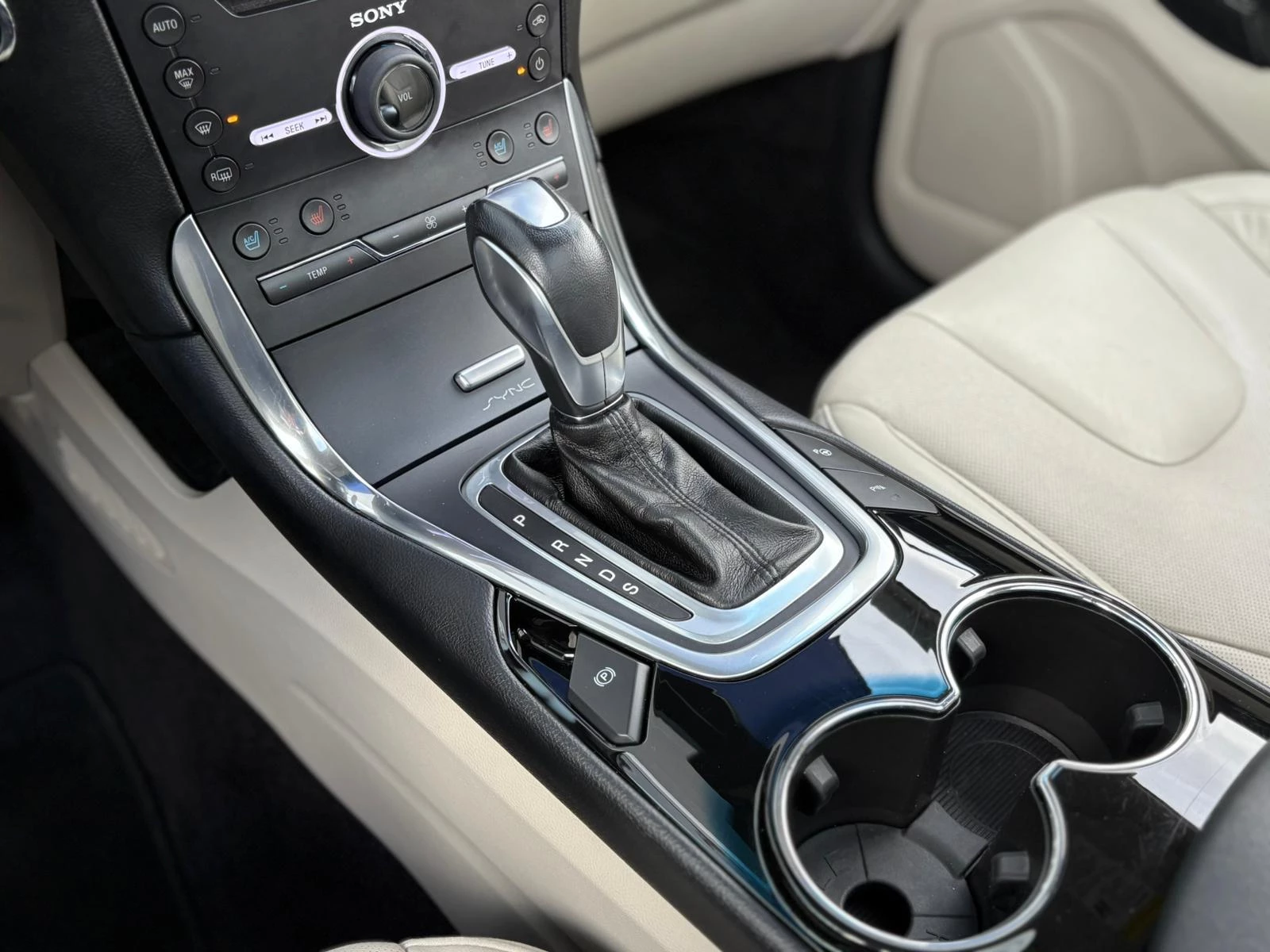 Hoofdafbeelding Ford Edge