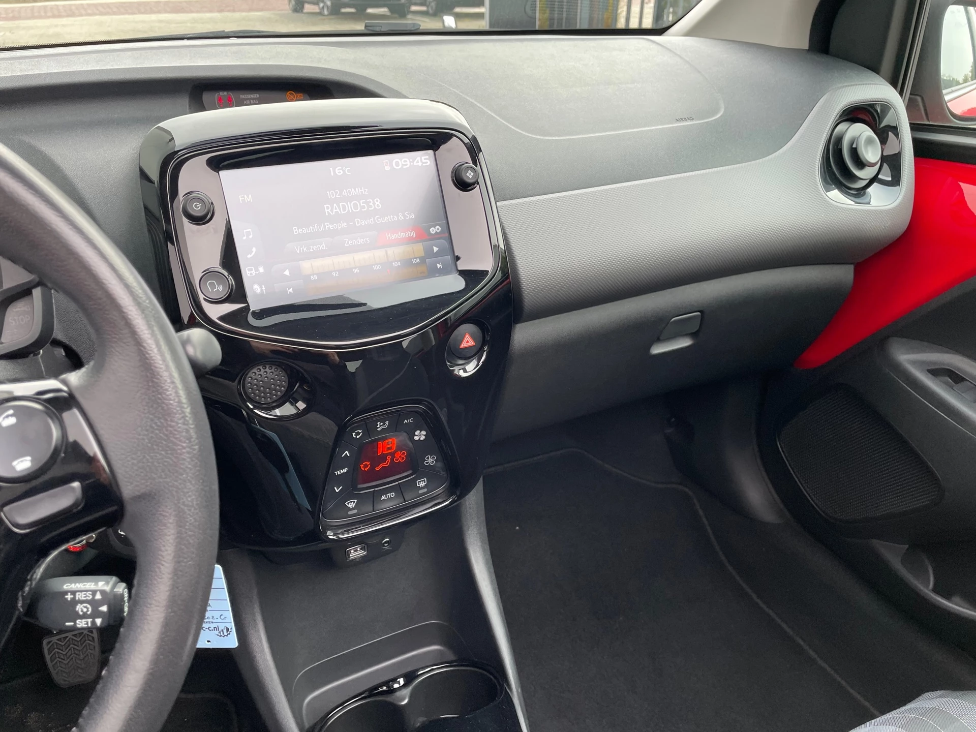 Hoofdafbeelding Peugeot 108