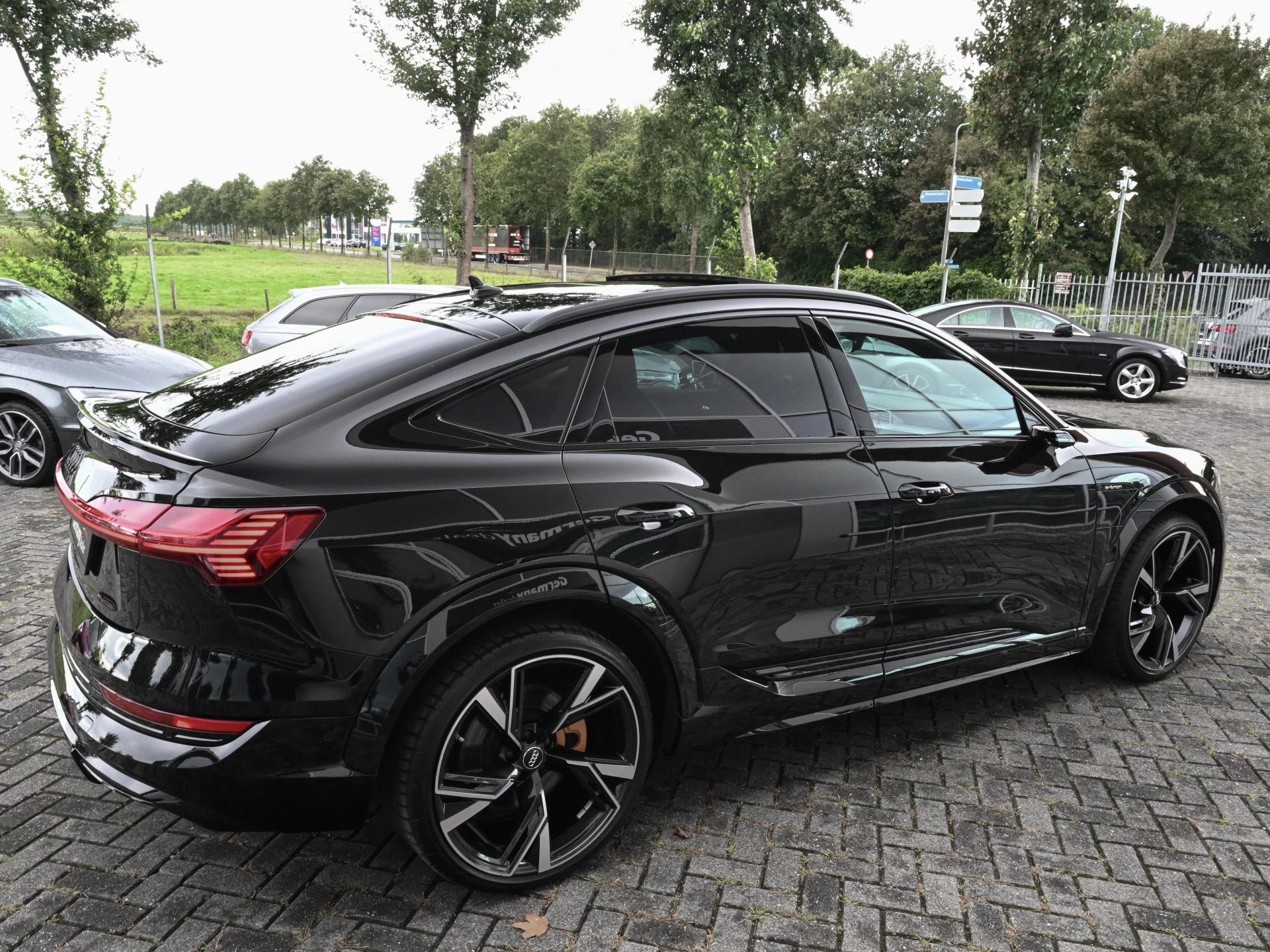 Hoofdafbeelding Audi e-tron