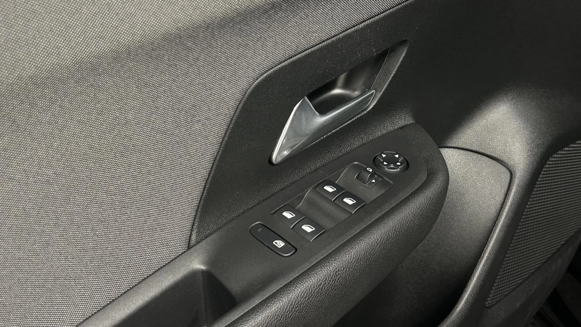 Hoofdafbeelding Opel Mokka-e