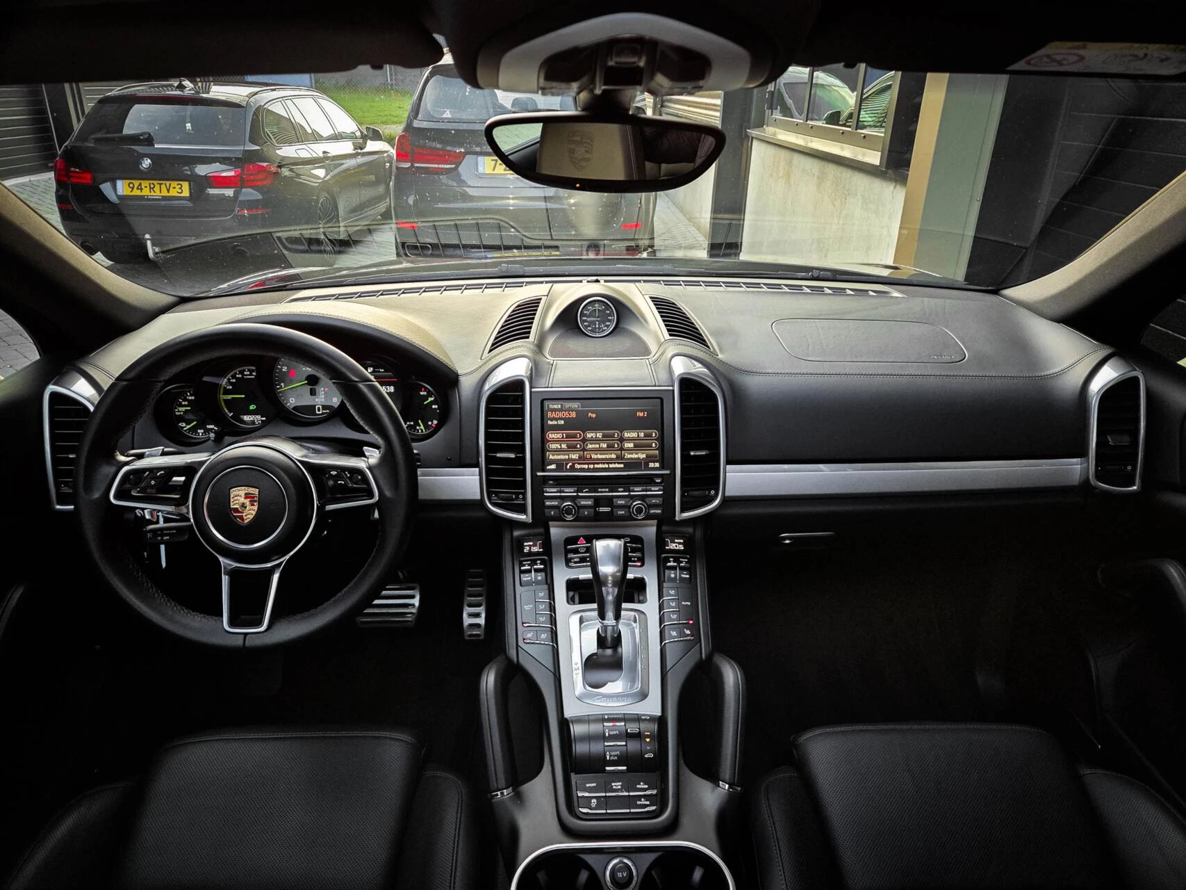 Hoofdafbeelding Porsche Cayenne