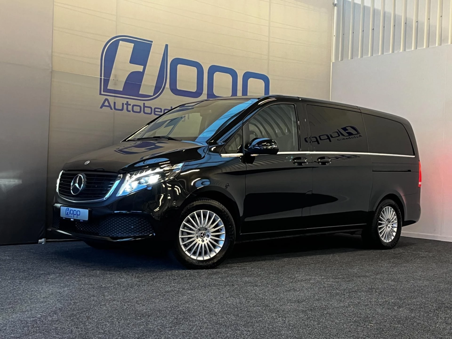 Hoofdafbeelding Mercedes-Benz EQV