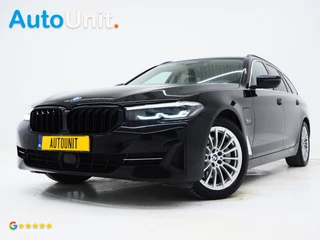 BMW 5 Serie Touring 530e xDrive | Leder | Trekhaak | Camera | Adaptive Cruise | Stoelverwarming | DAB | Carplay