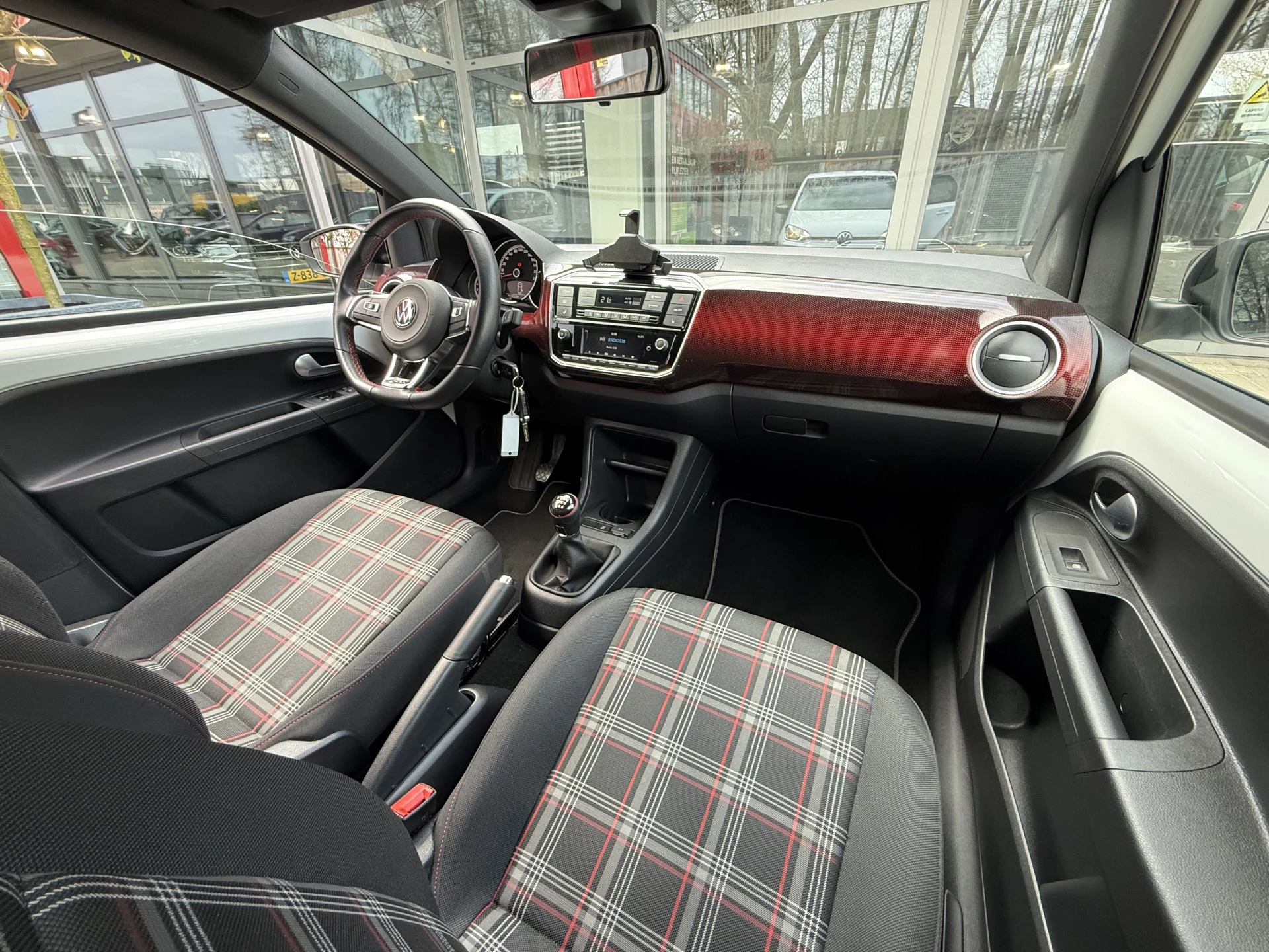 Hoofdafbeelding Volkswagen up!