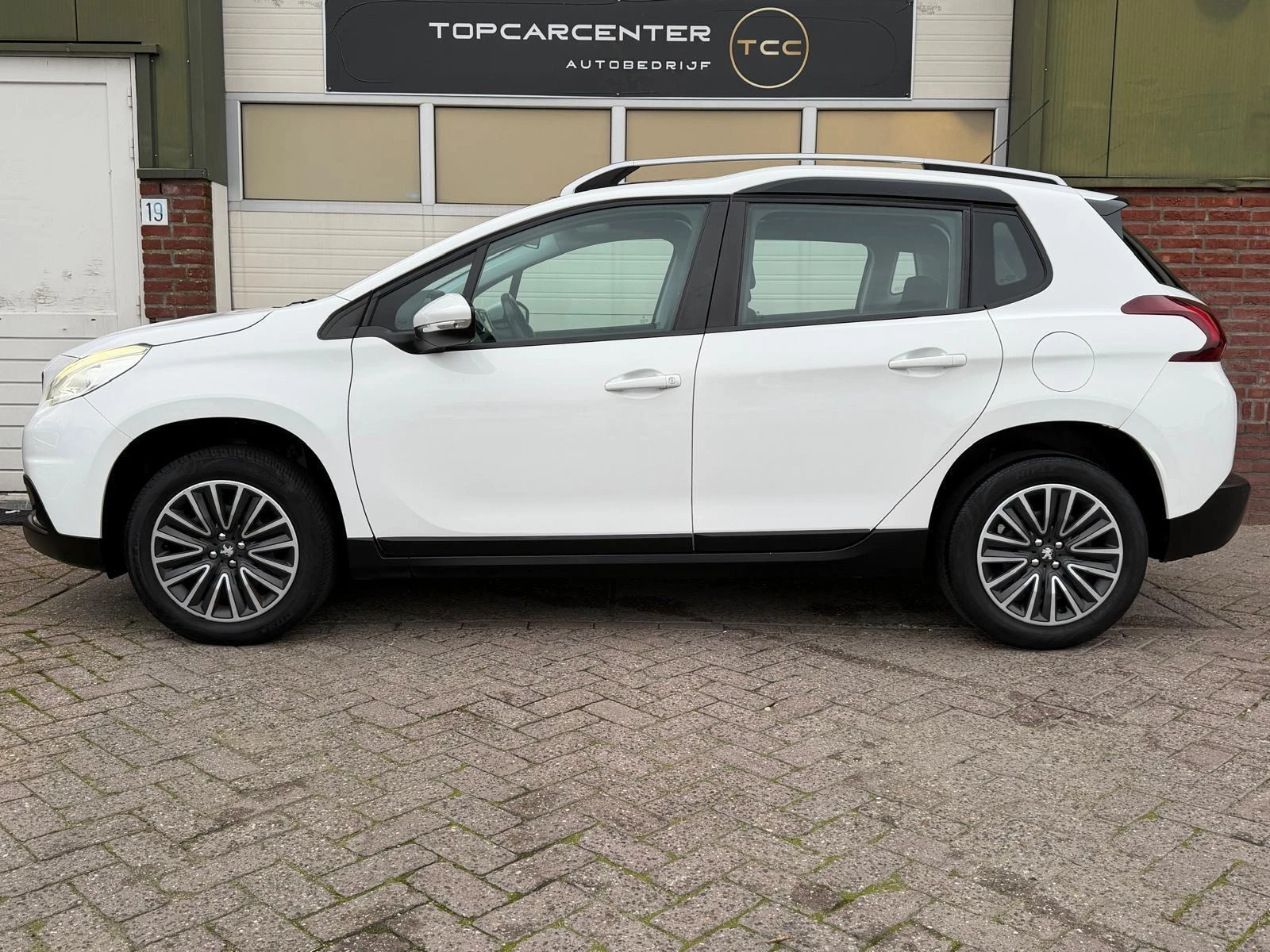 Hoofdafbeelding Peugeot 2008
