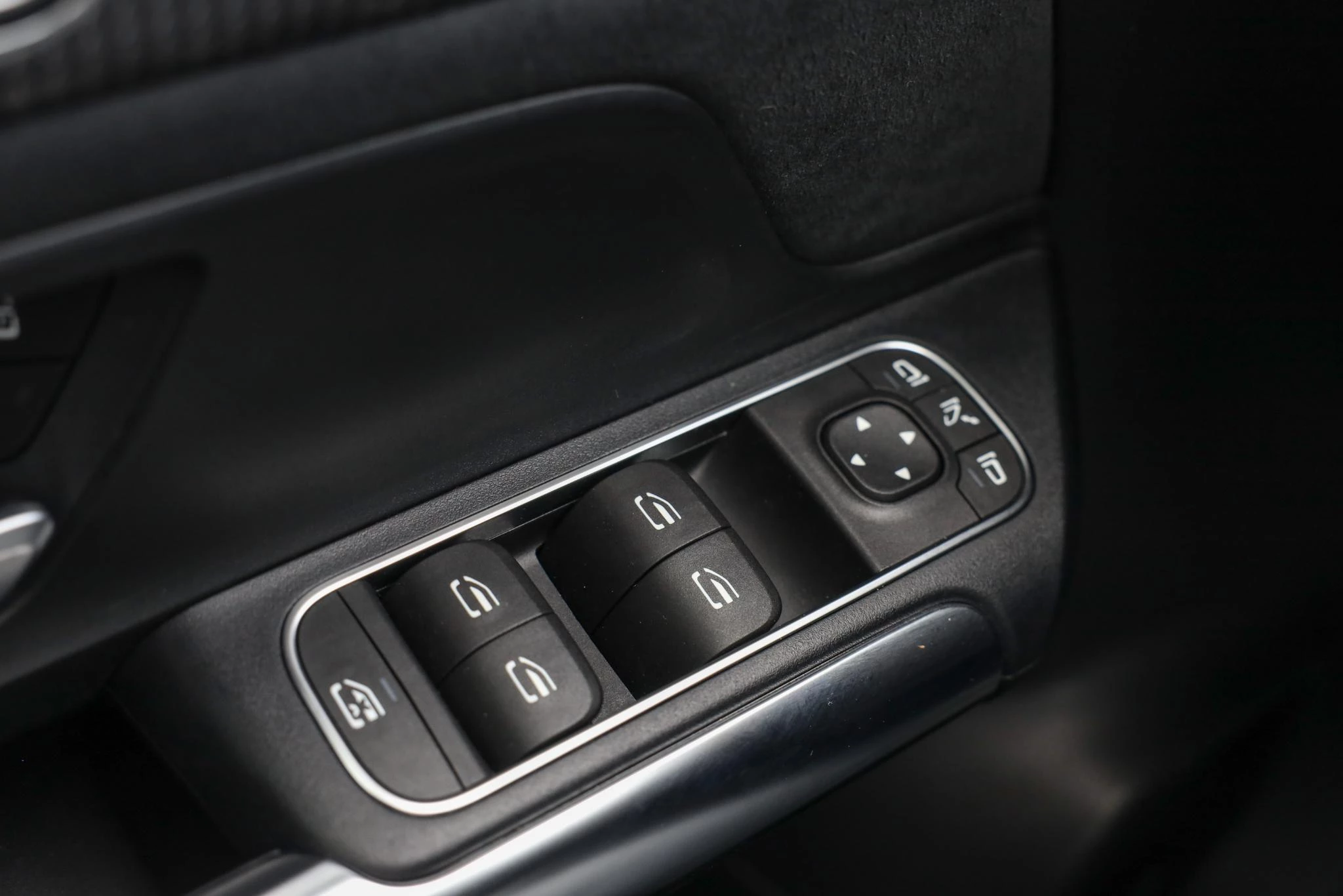 Hoofdafbeelding Mercedes-Benz EQA
