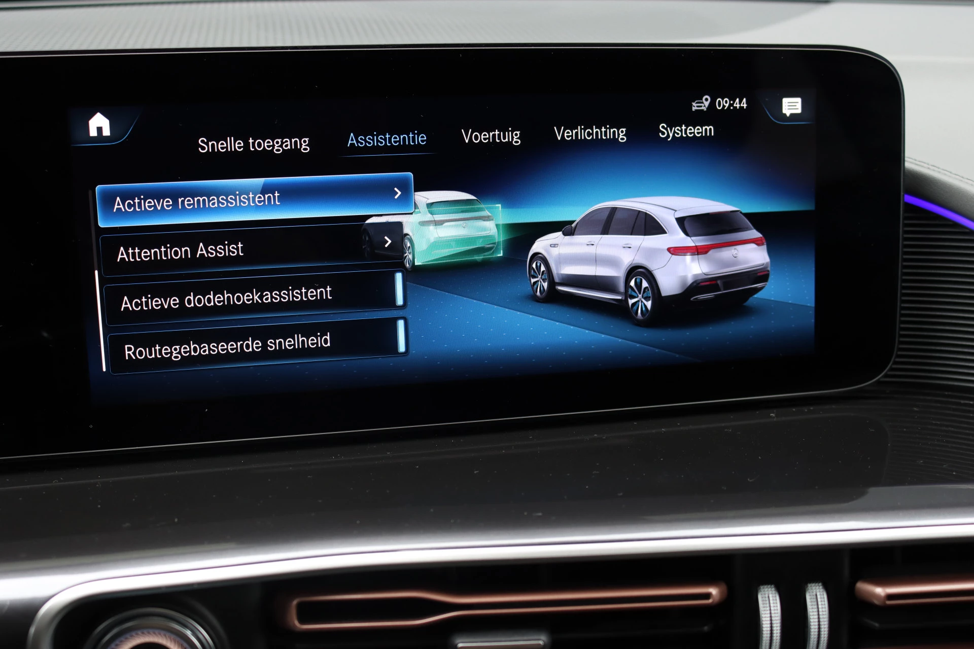 Hoofdafbeelding Mercedes-Benz EQC