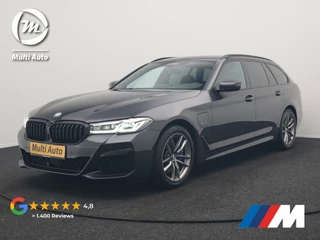 BMW 5 Serie Touring 520e M Sport Plug In Hybrid 204pk Dealer O.H PHEV | Trekhaak af Fabriek | Adaptive Cruise | Alcantara Sportstoelen Verwarmd | Camera | Navi Pro | Sfeerverlichting | Apple Carplay |