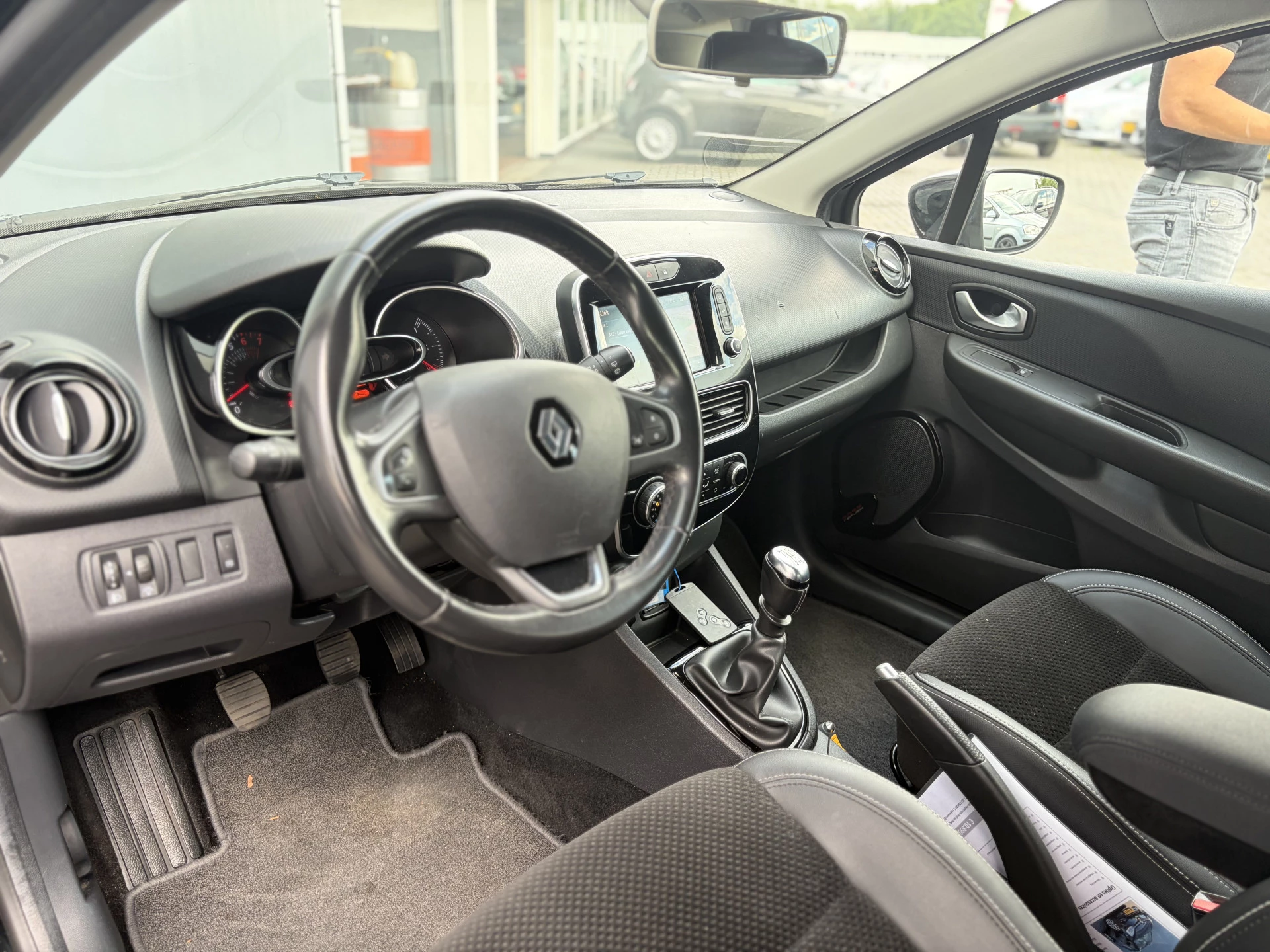 Hoofdafbeelding Renault Clio