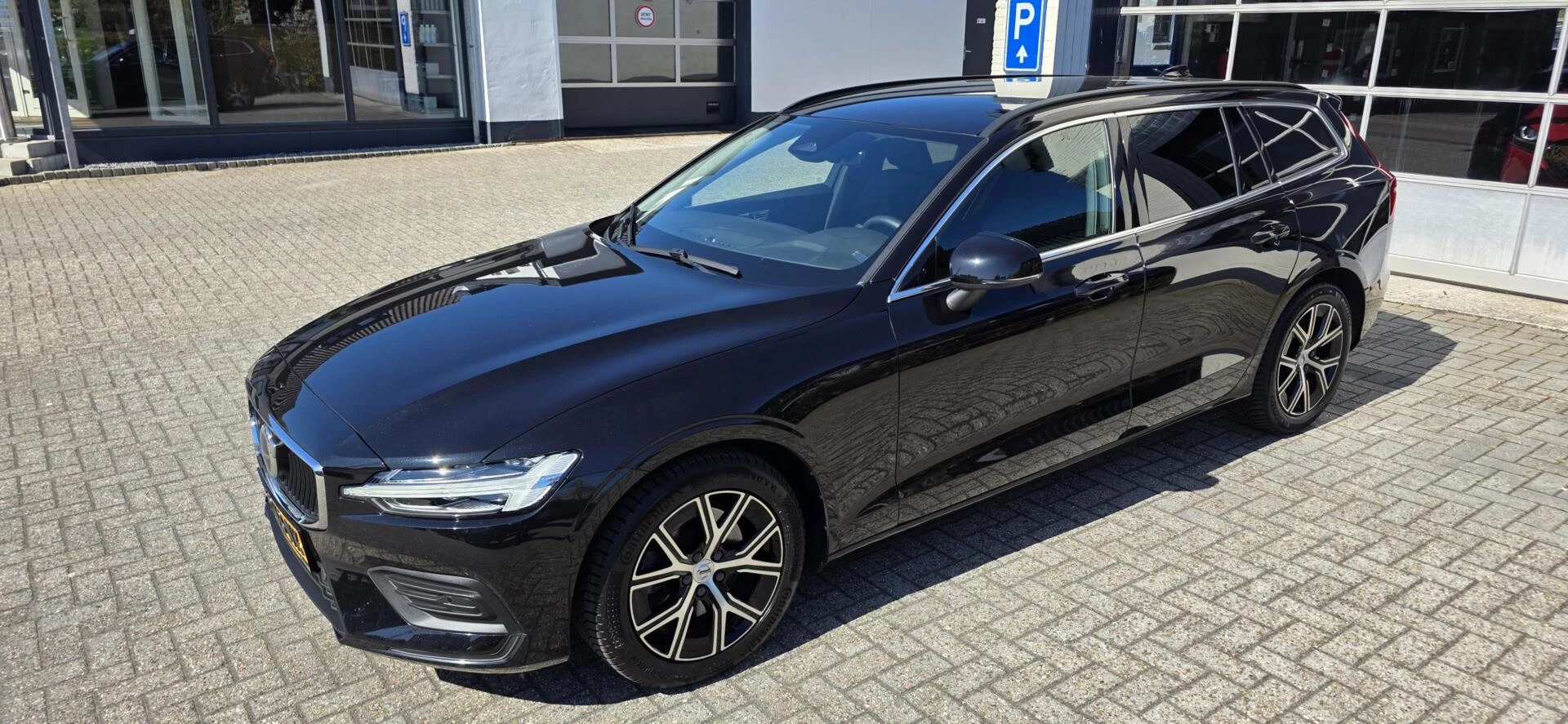 Hoofdafbeelding Volvo V60