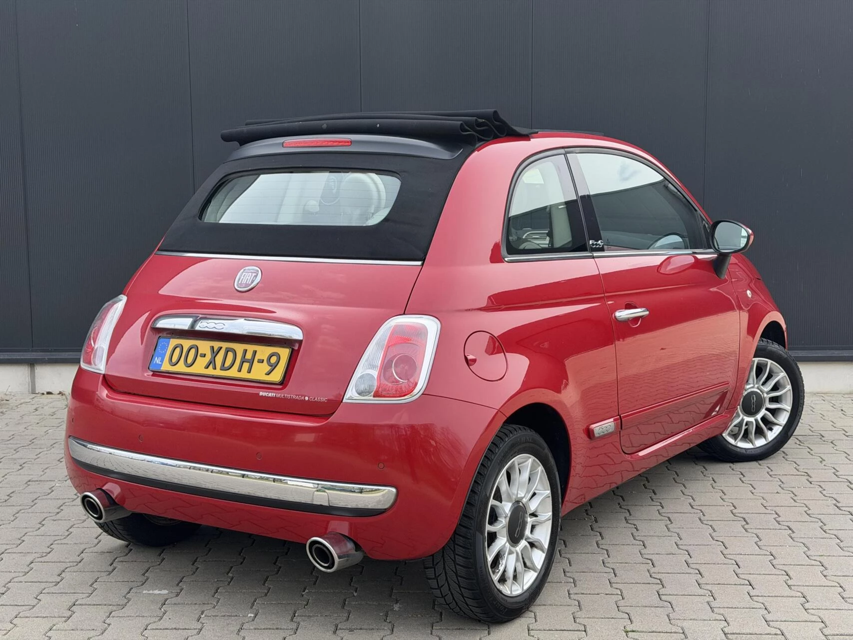 Hoofdafbeelding Fiat 500C