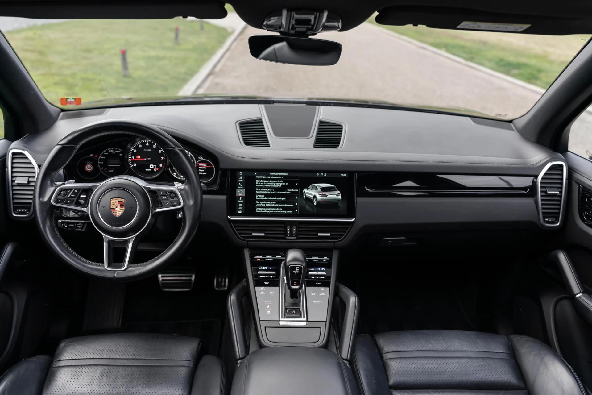 Hoofdafbeelding Porsche Cayenne