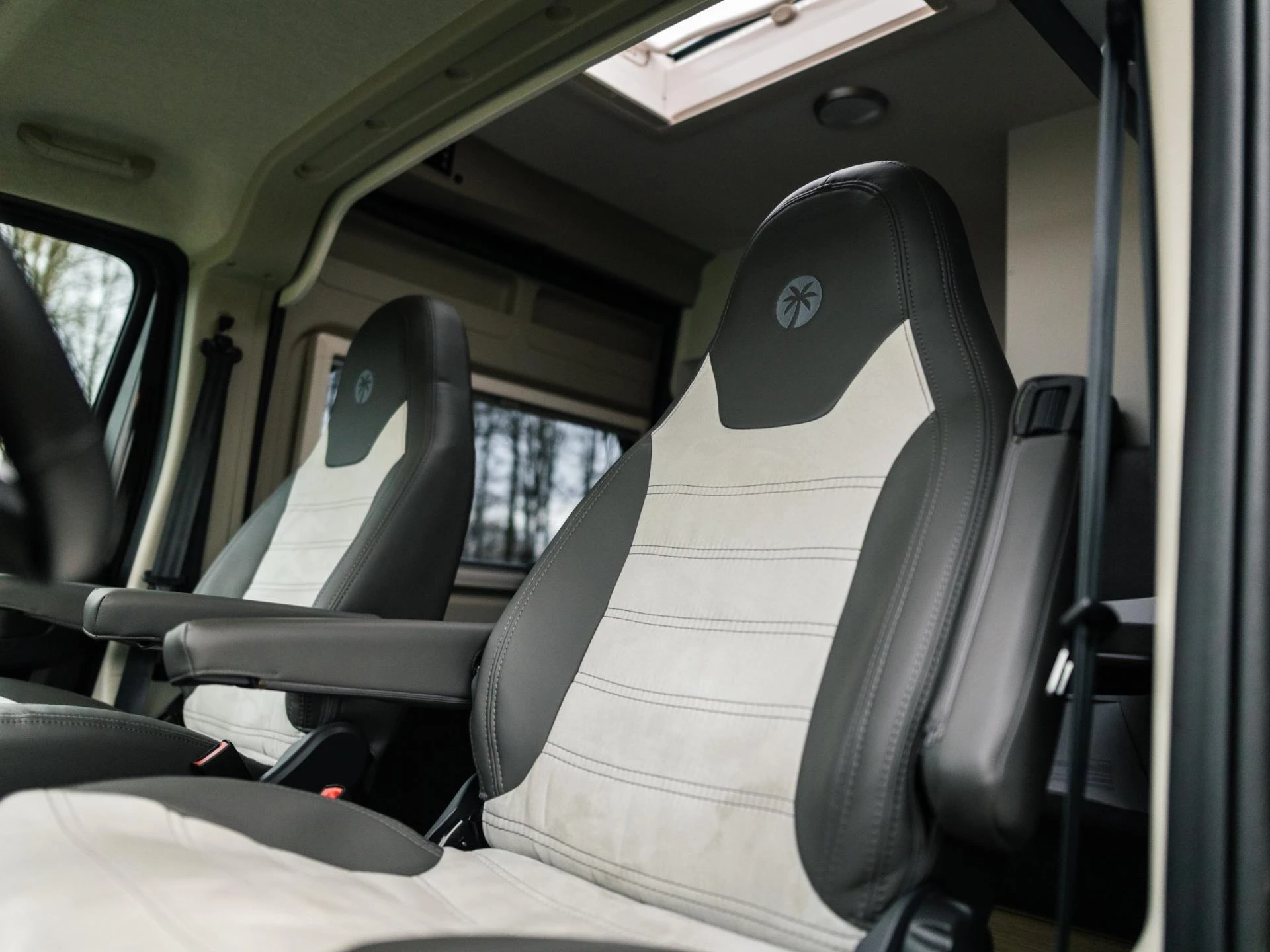 Hoofdafbeelding Sunlight Cliff 600