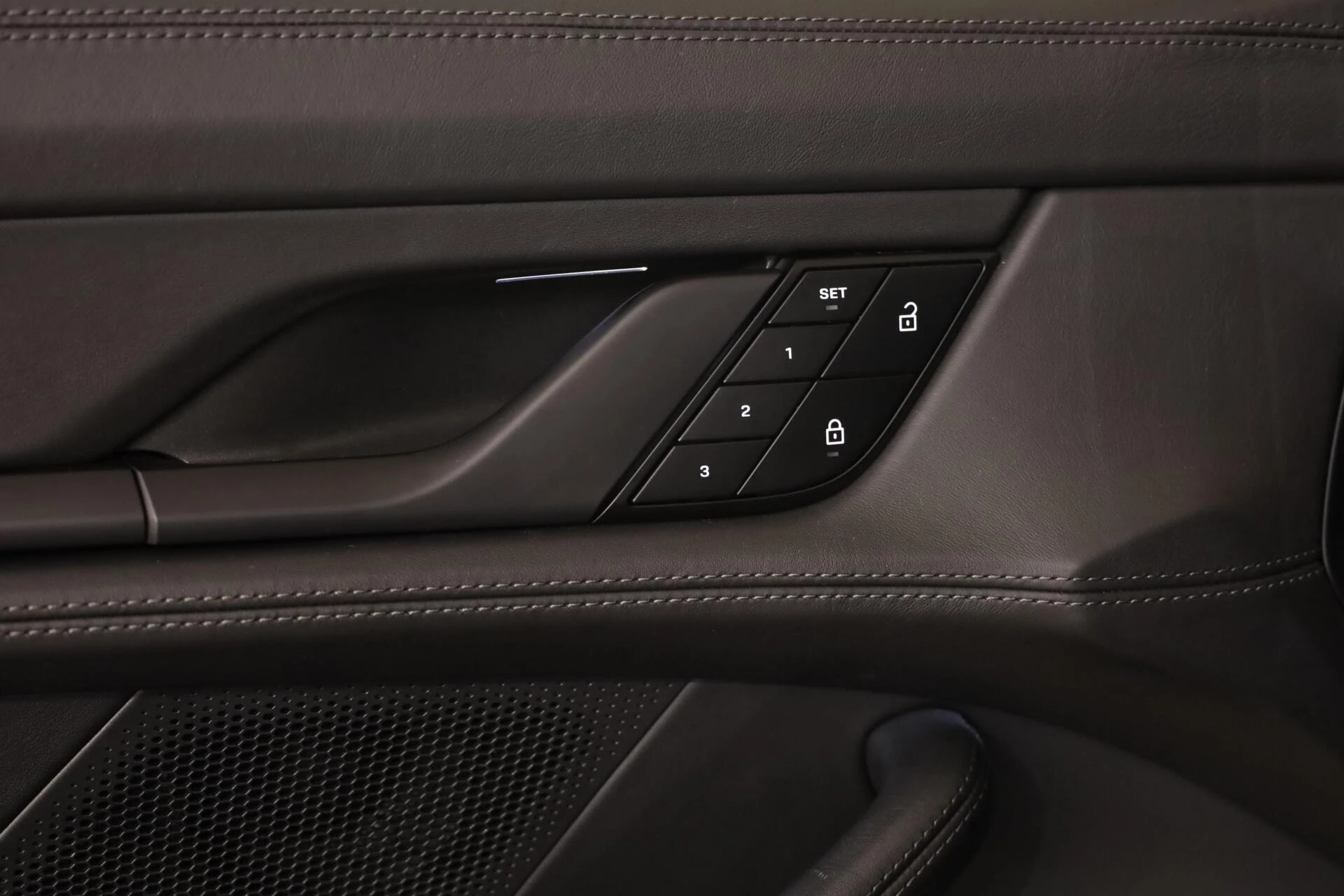 Hoofdafbeelding Porsche Taycan