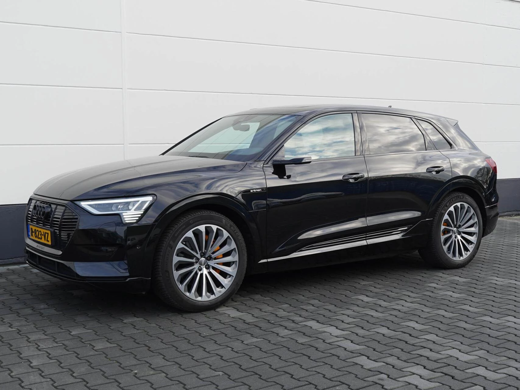 Hoofdafbeelding Audi e-tron