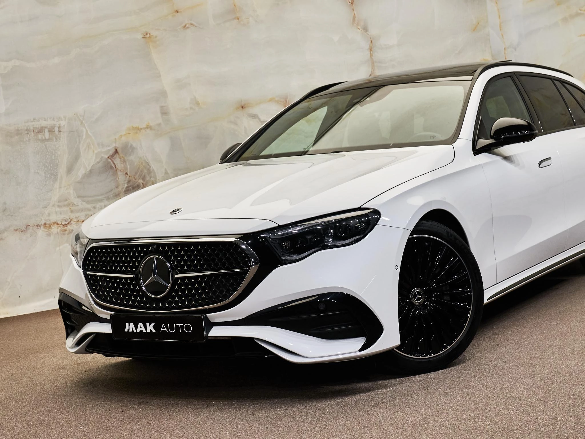 Hoofdafbeelding Mercedes-Benz E-Klasse