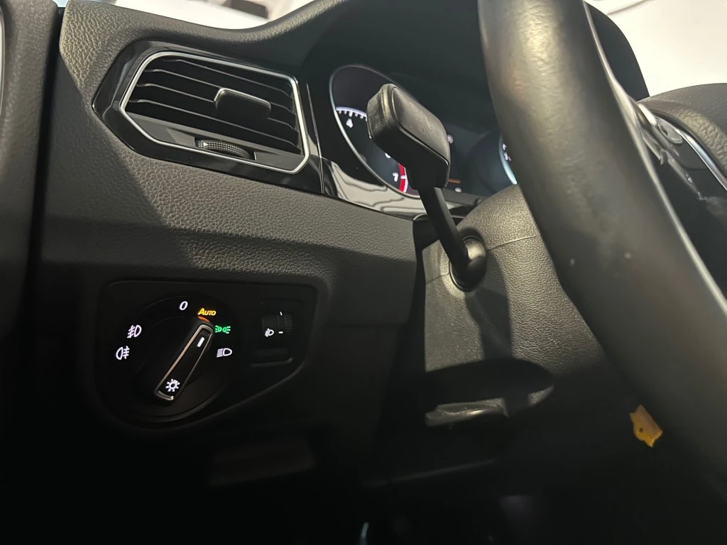 Hoofdafbeelding Volkswagen Golf Sportsvan